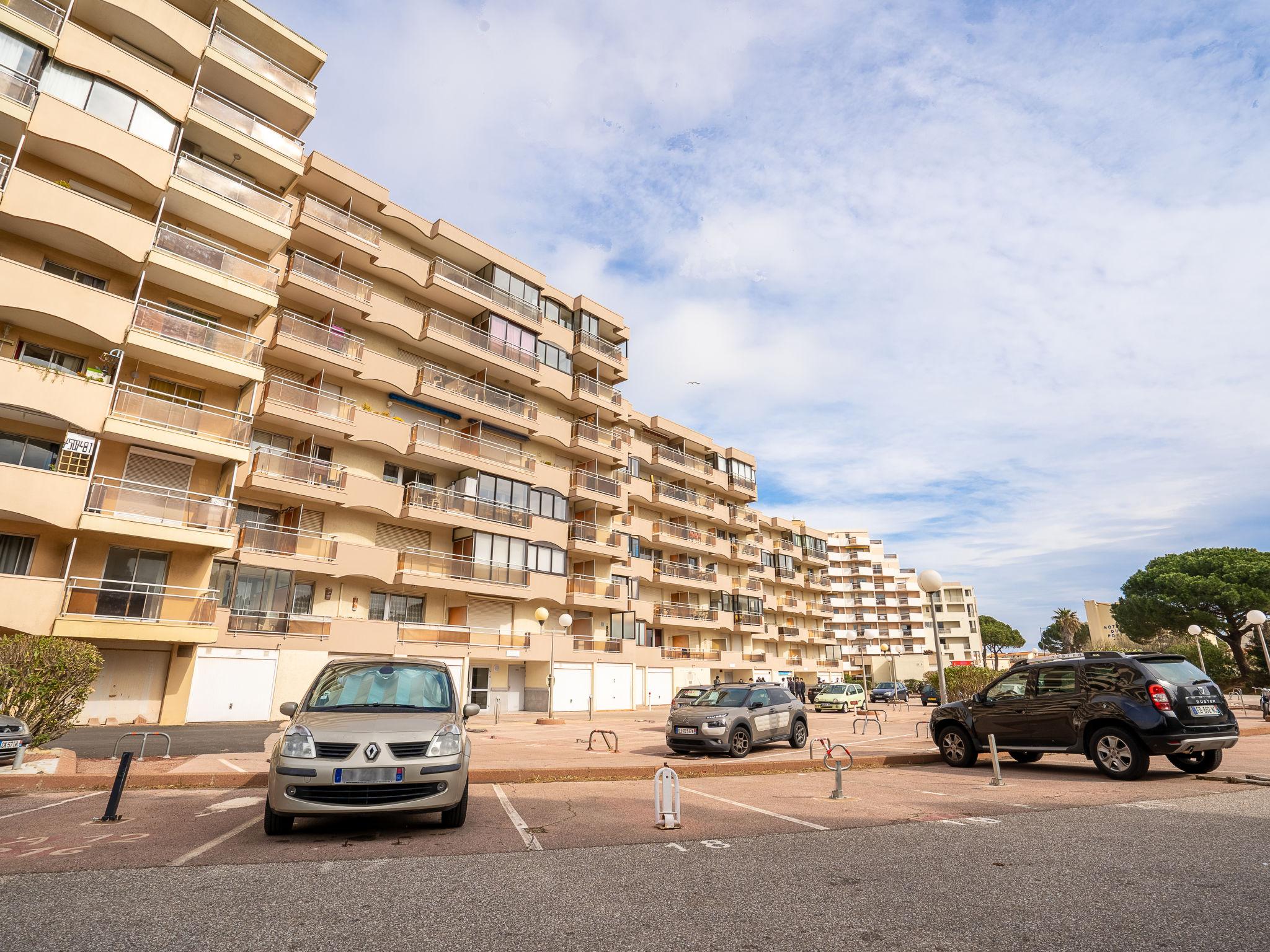 Foto 17 - Apartamento de 1 habitación en Canet-en-Roussillon con terraza