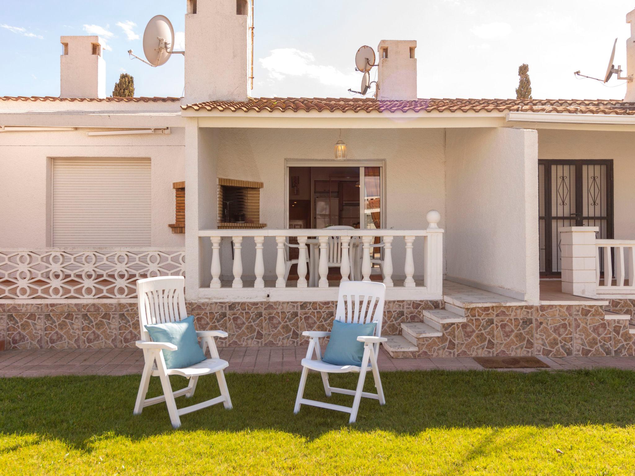 Foto 2 - Casa con 2 camere da letto a Deltebre con piscina e giardino