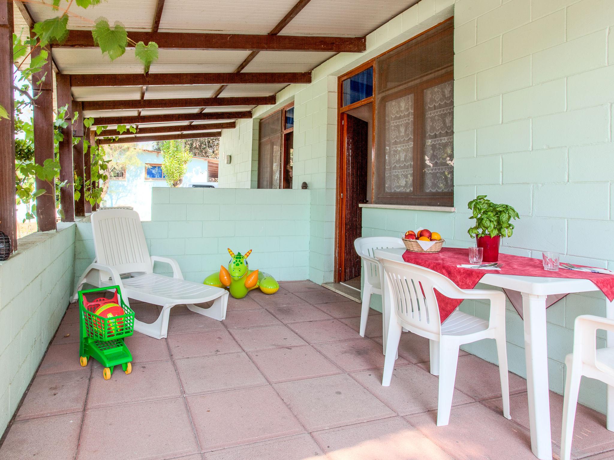 Photo 10 - Maison de 1 chambre à Rosolina avec piscine et vues à la mer