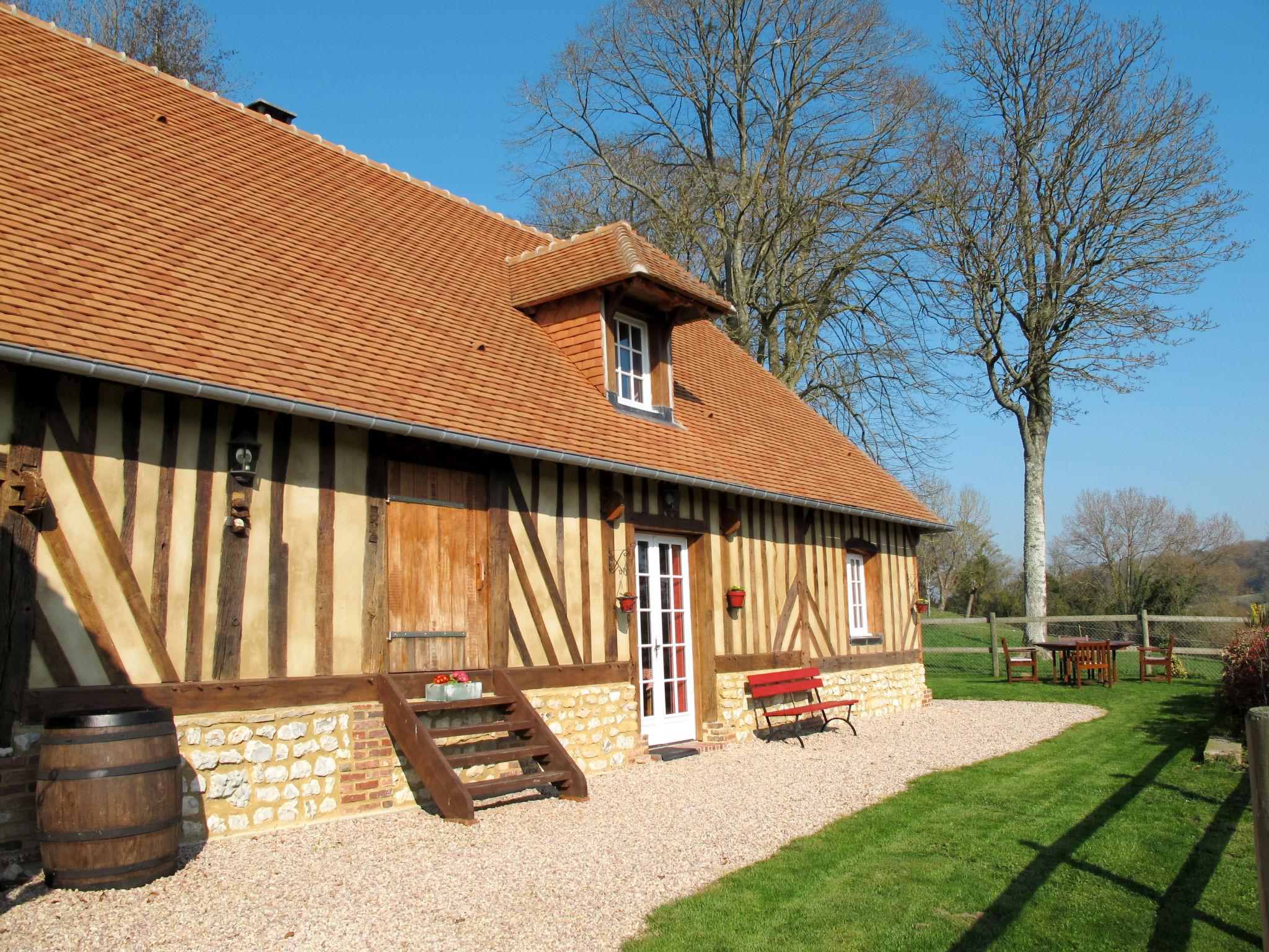 Foto 2 - Haus mit 2 Schlafzimmern in Courtonne-la-Meurdrac mit garten und blick aufs meer