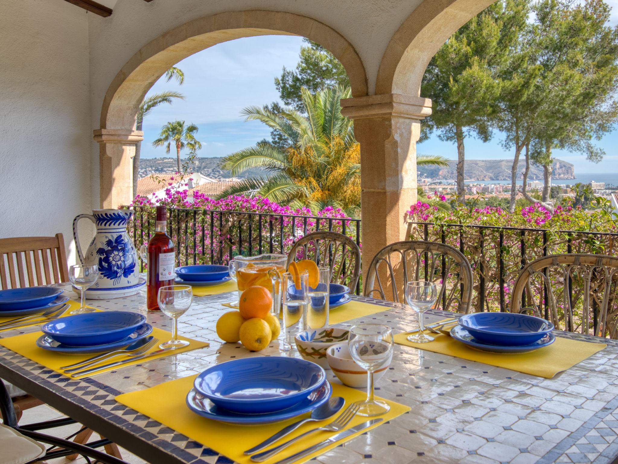 Foto 3 - Casa de 4 quartos em Jávea com piscina privada e jardim