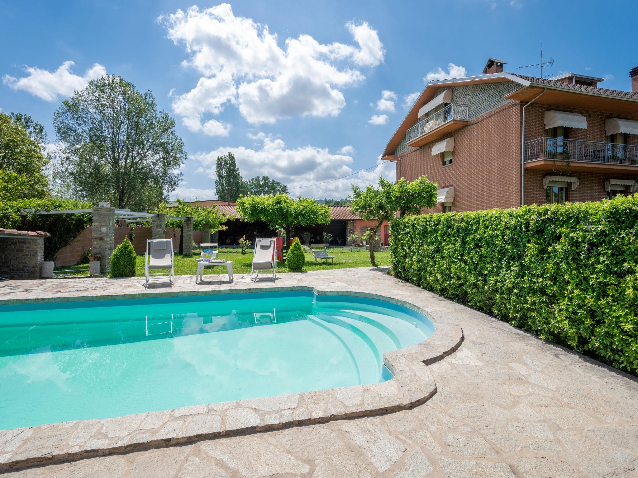 Foto 18 - Appartamento con 2 camere da letto a Castagnole delle Lanze con piscina e giardino