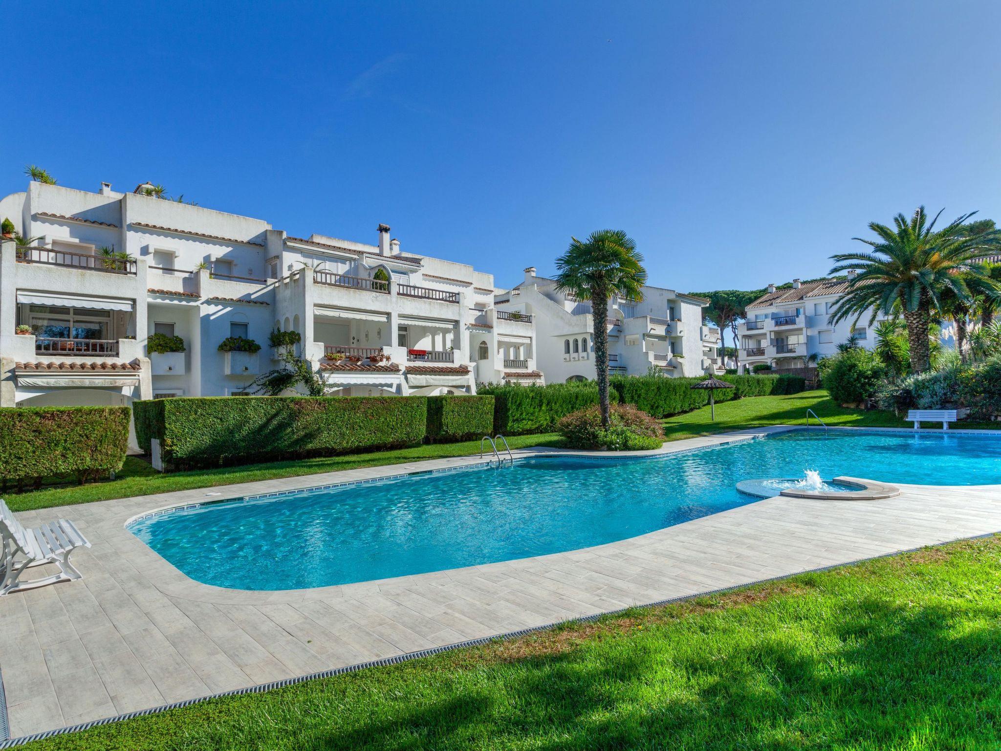 Photo 16 - Appartement de 2 chambres à Pals avec piscine et vues à la mer