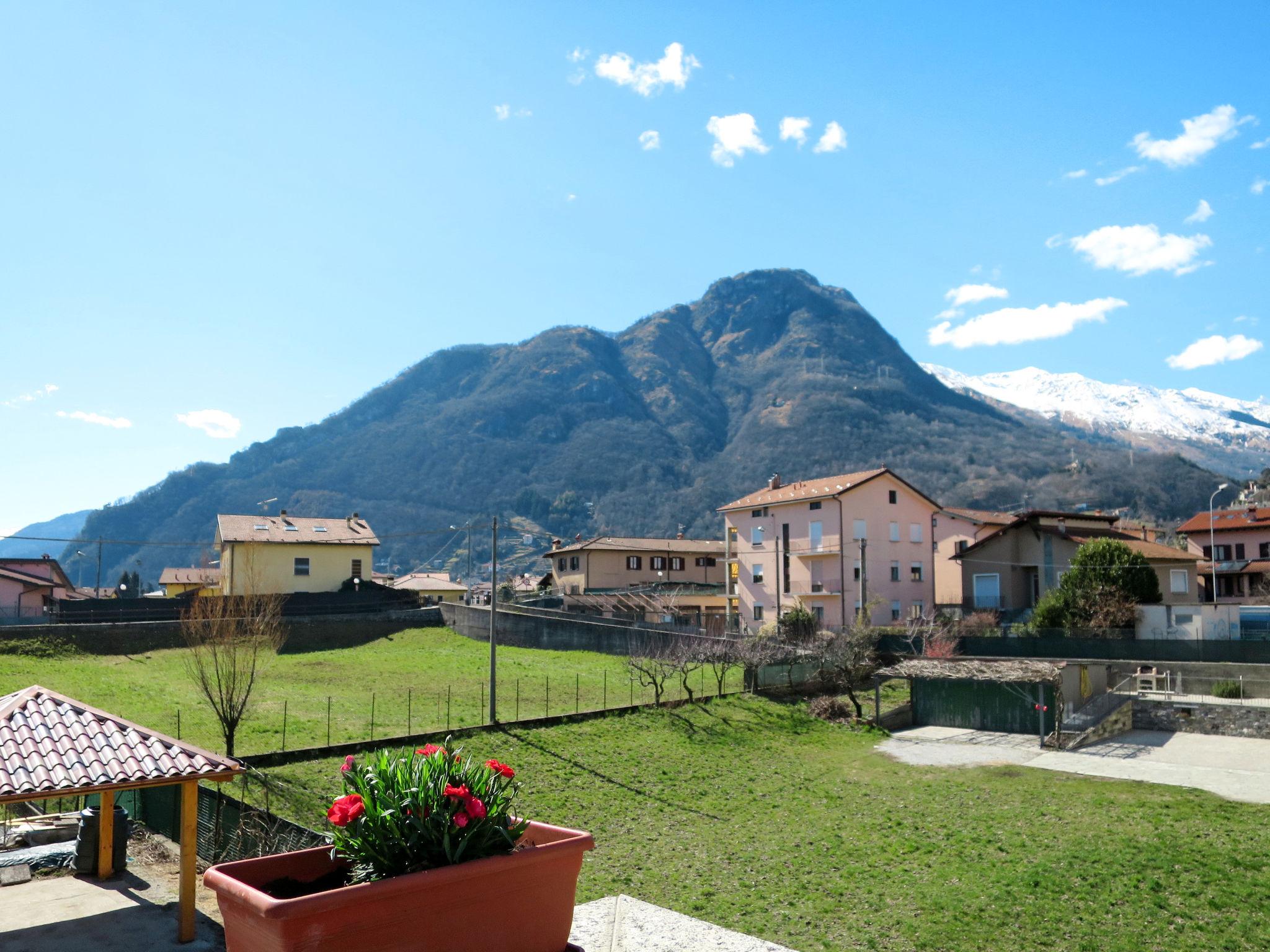 Photo 21 - 2 bedroom Apartment in Dongo with terrace and mountain view