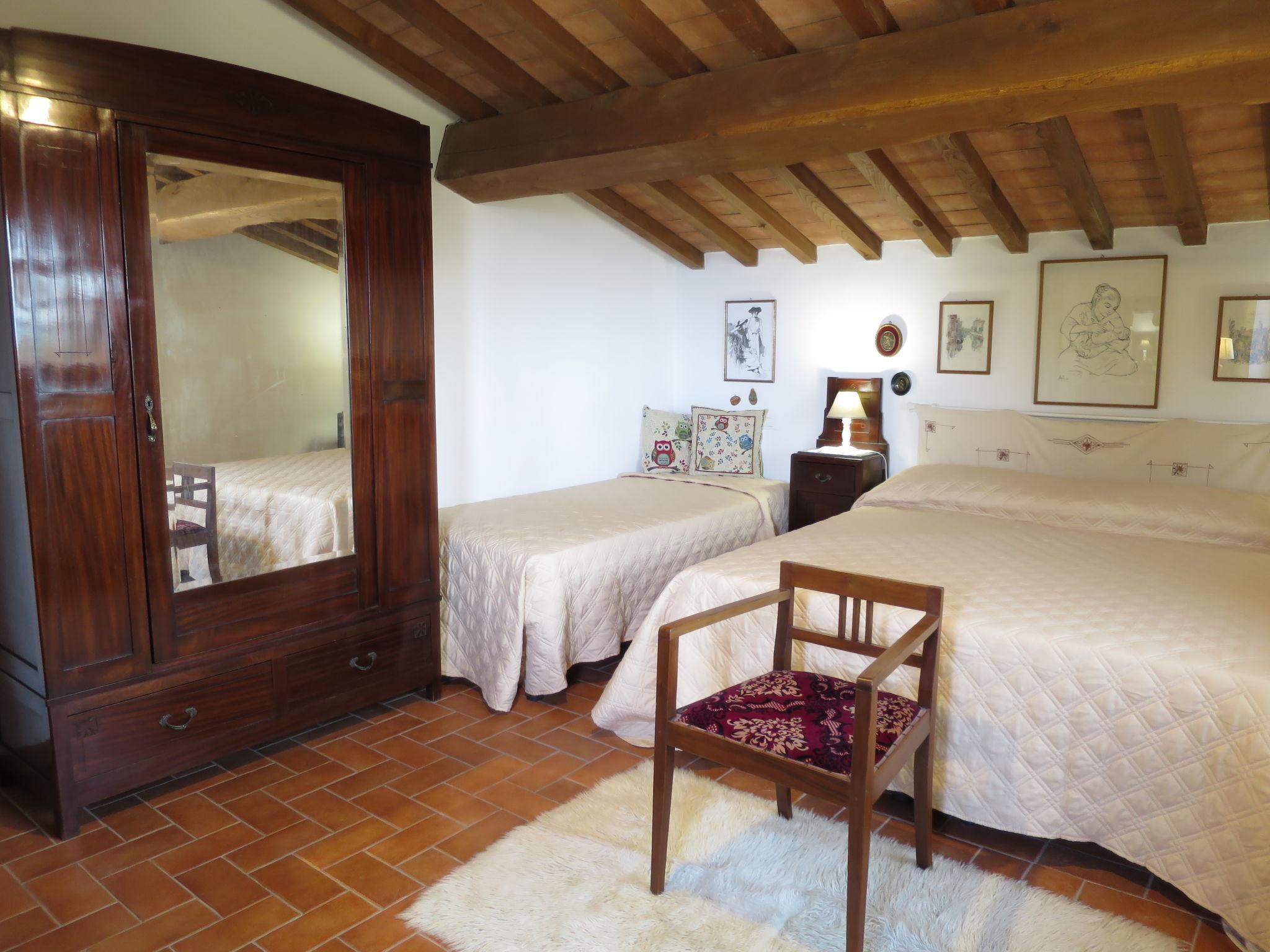 Foto 16 - Casa con 1 camera da letto a Volterra con giardino e terrazza