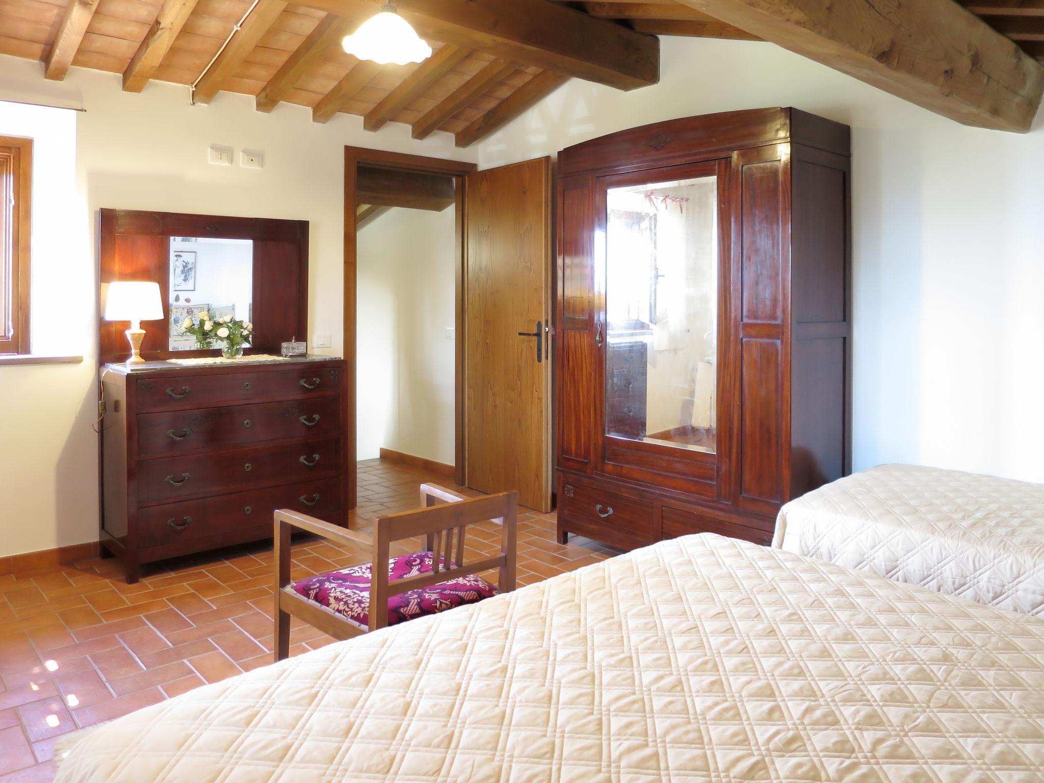 Foto 15 - Casa con 1 camera da letto a Volterra con giardino e terrazza