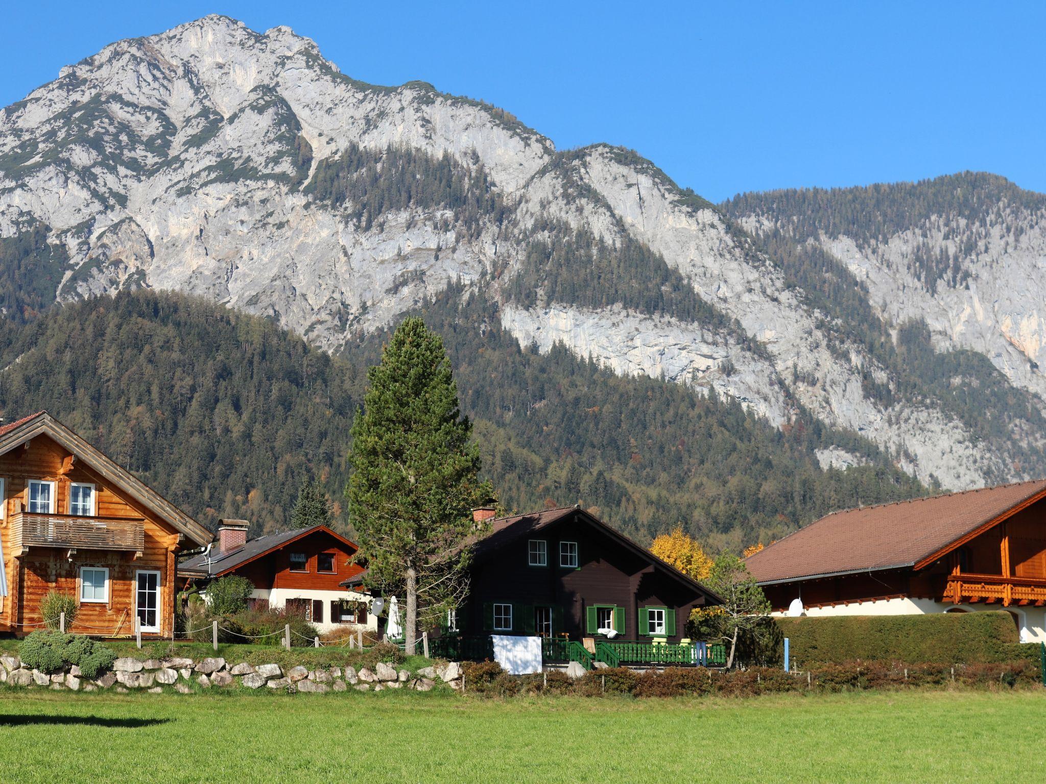 Photo 3 - Appartement de 2 chambres à Gröbming avec jardin et vues sur la montagne