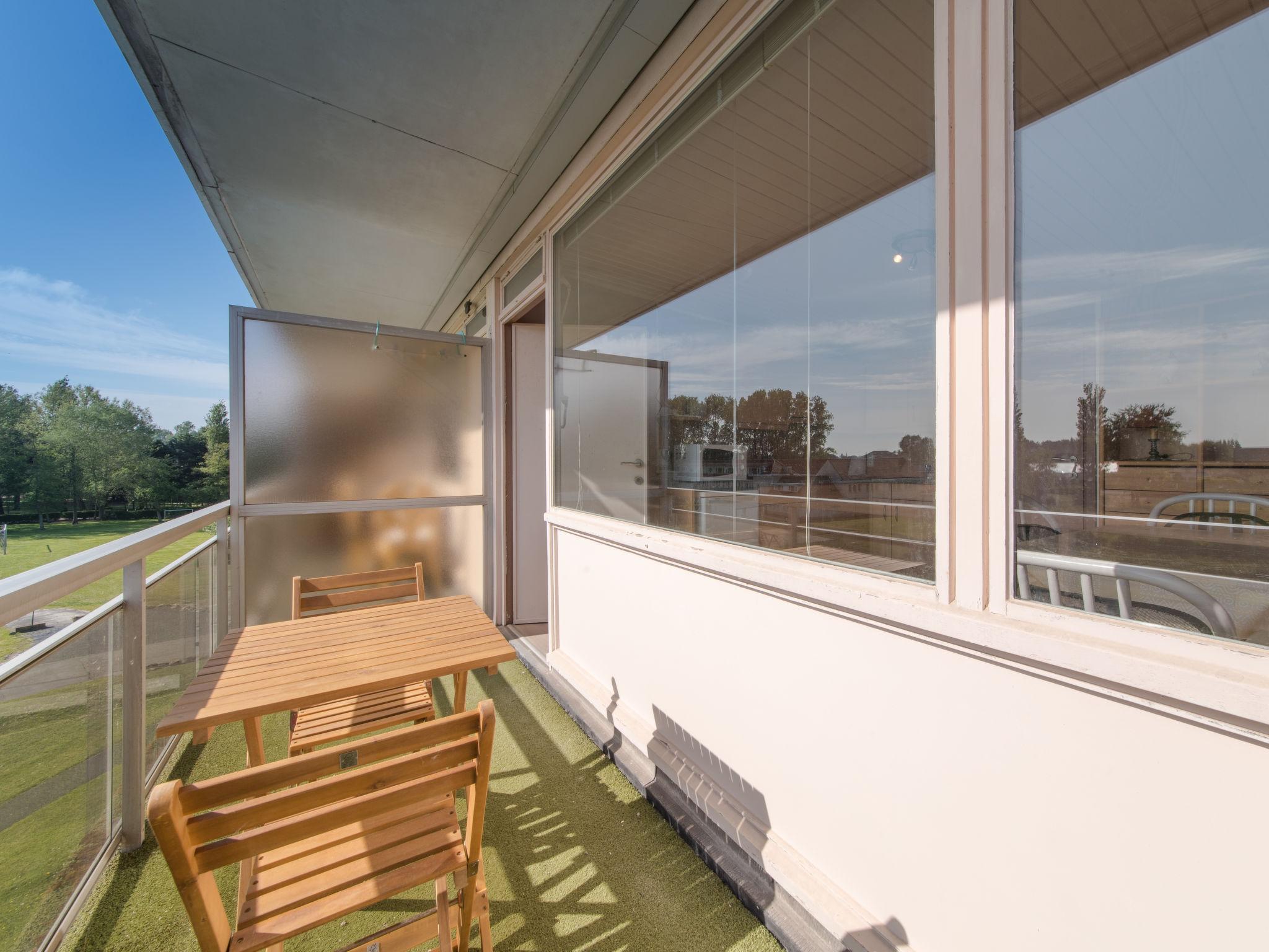 Photo 2 - Apartment in De Haan with sea view