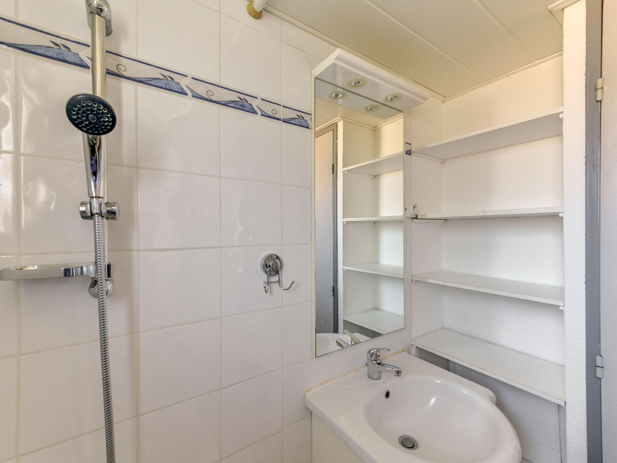 Foto 13 - Apartment mit 1 Schlafzimmer in Agde mit blick aufs meer