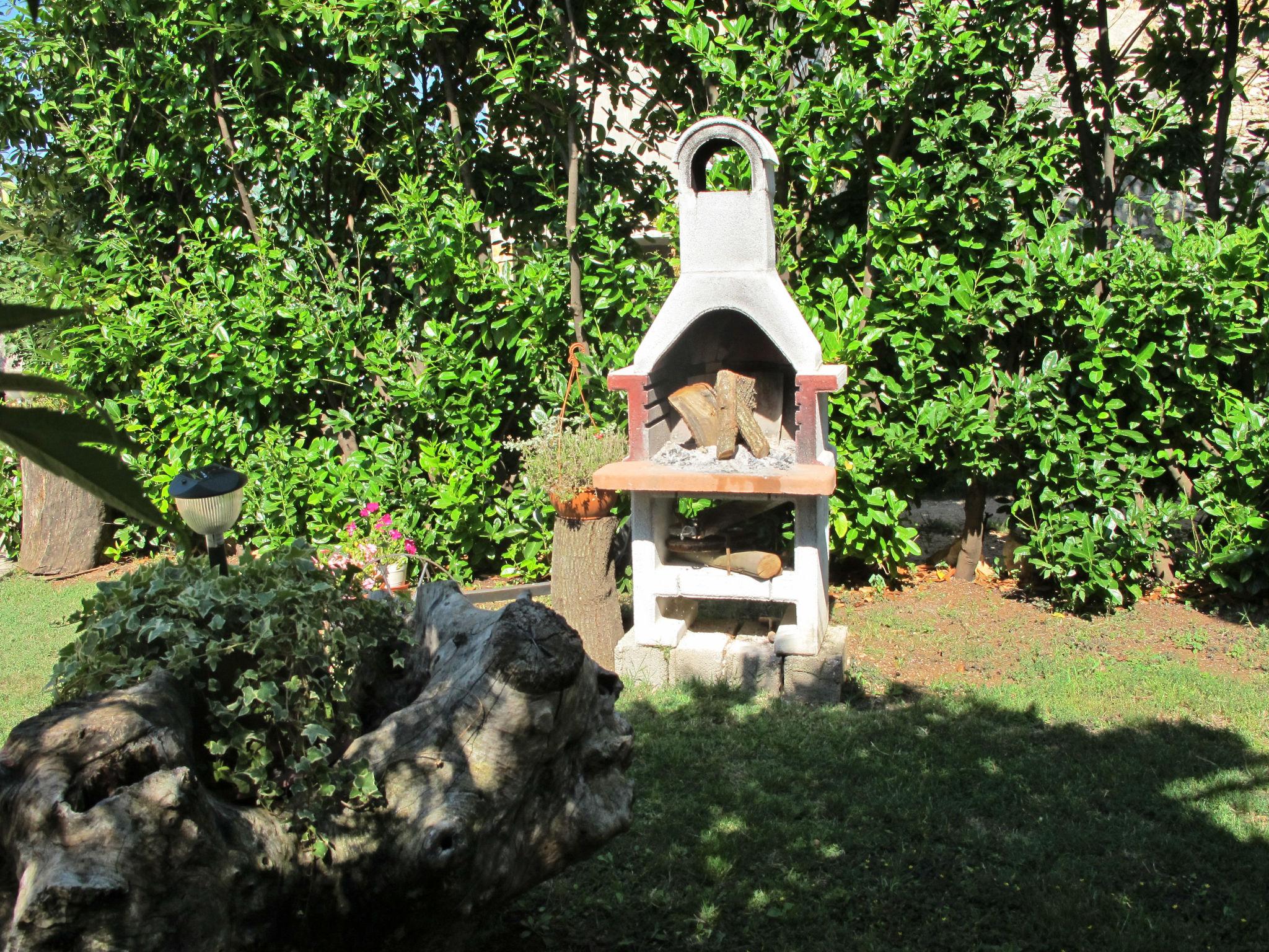 Photo 7 - Maison de 1 chambre à Marčana avec piscine et jardin