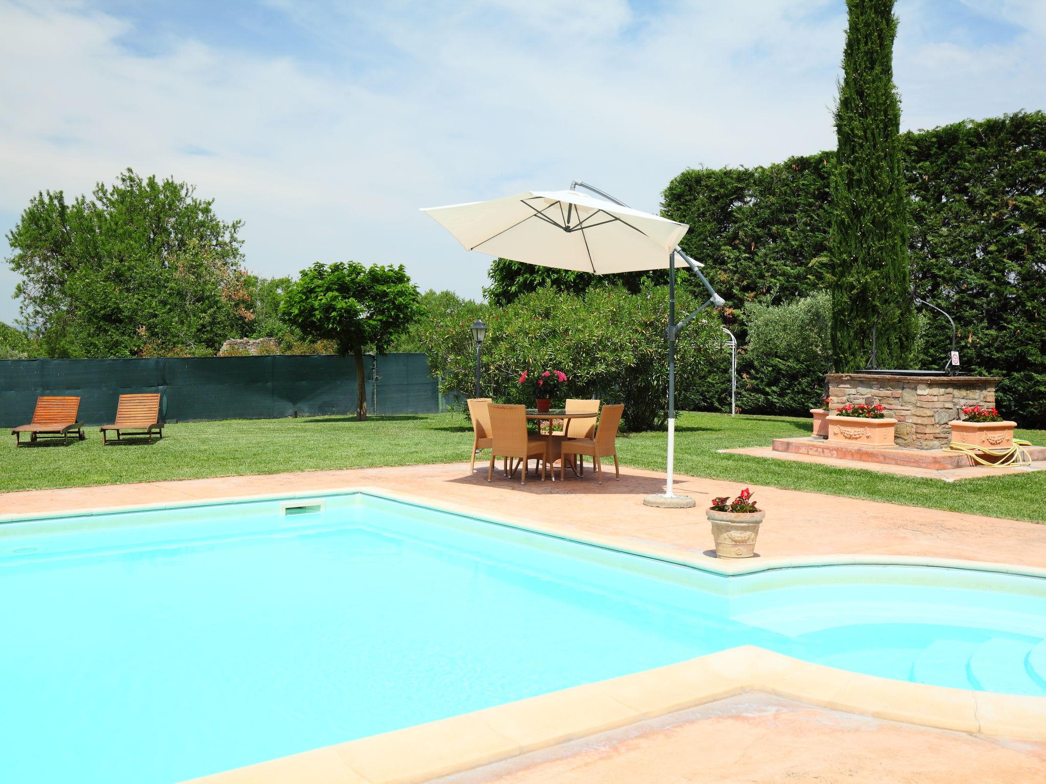 Photo 40 - Maison de 6 chambres à Bettona avec piscine privée et jardin