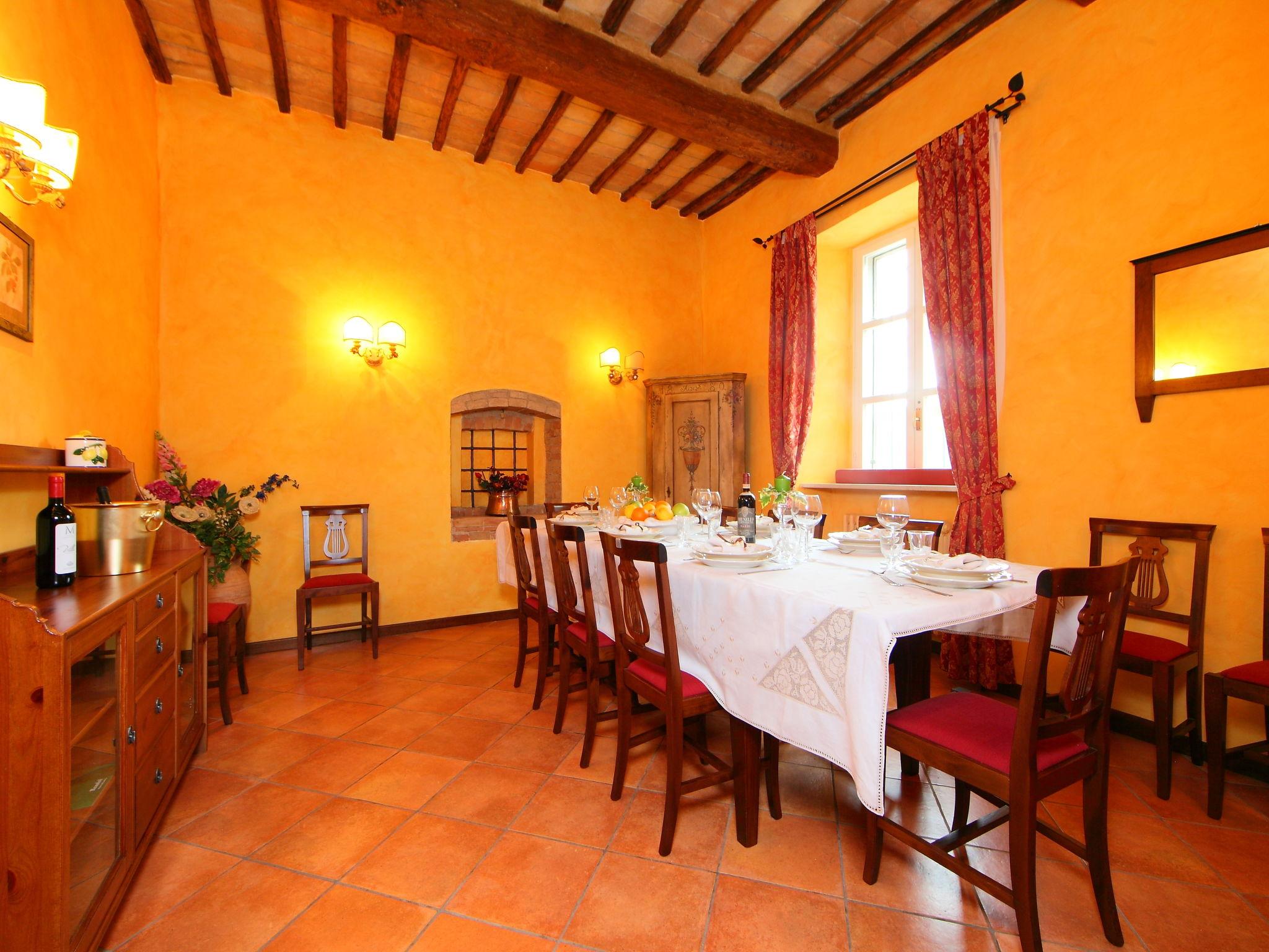 Photo 12 - 6 bedroom House in Bettona with private pool and garden