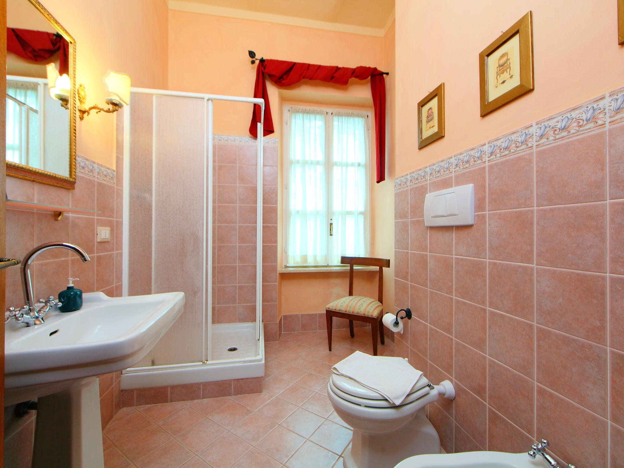 Photo 18 - 6 bedroom House in Bettona with private pool and garden