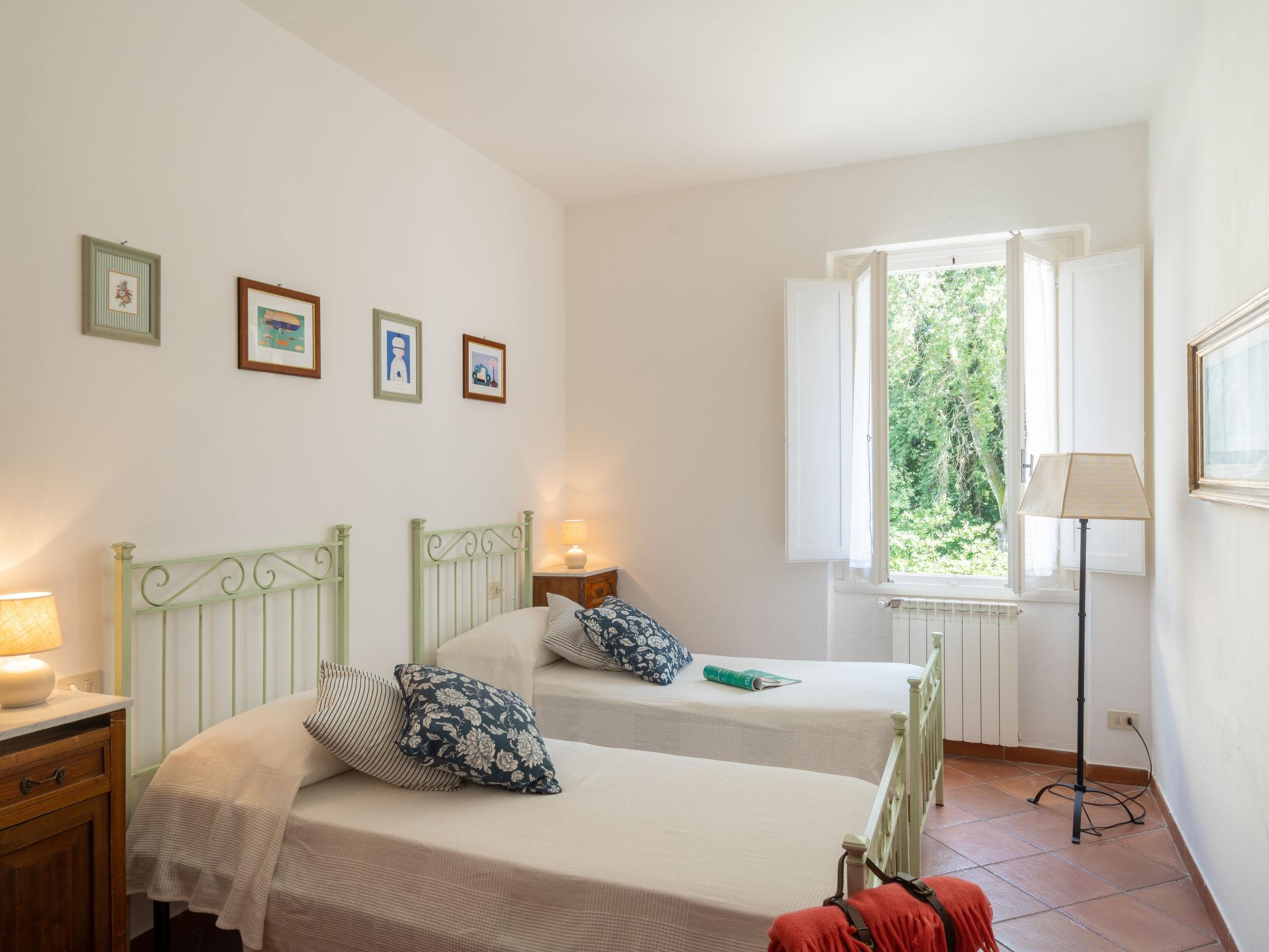 Foto 38 - Casa con 10 camere da letto a Greve in Chianti con piscina privata e giardino