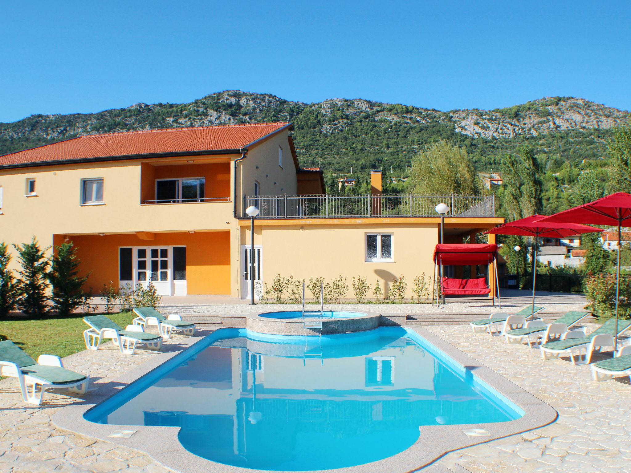 Photo 22 - 6 bedroom House in Vrgorac with private pool and garden