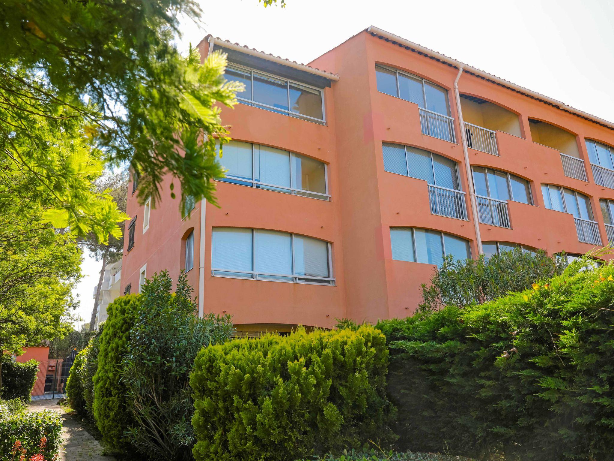 Photo 10 - Appartement de 1 chambre à Saint-Raphaël avec piscine