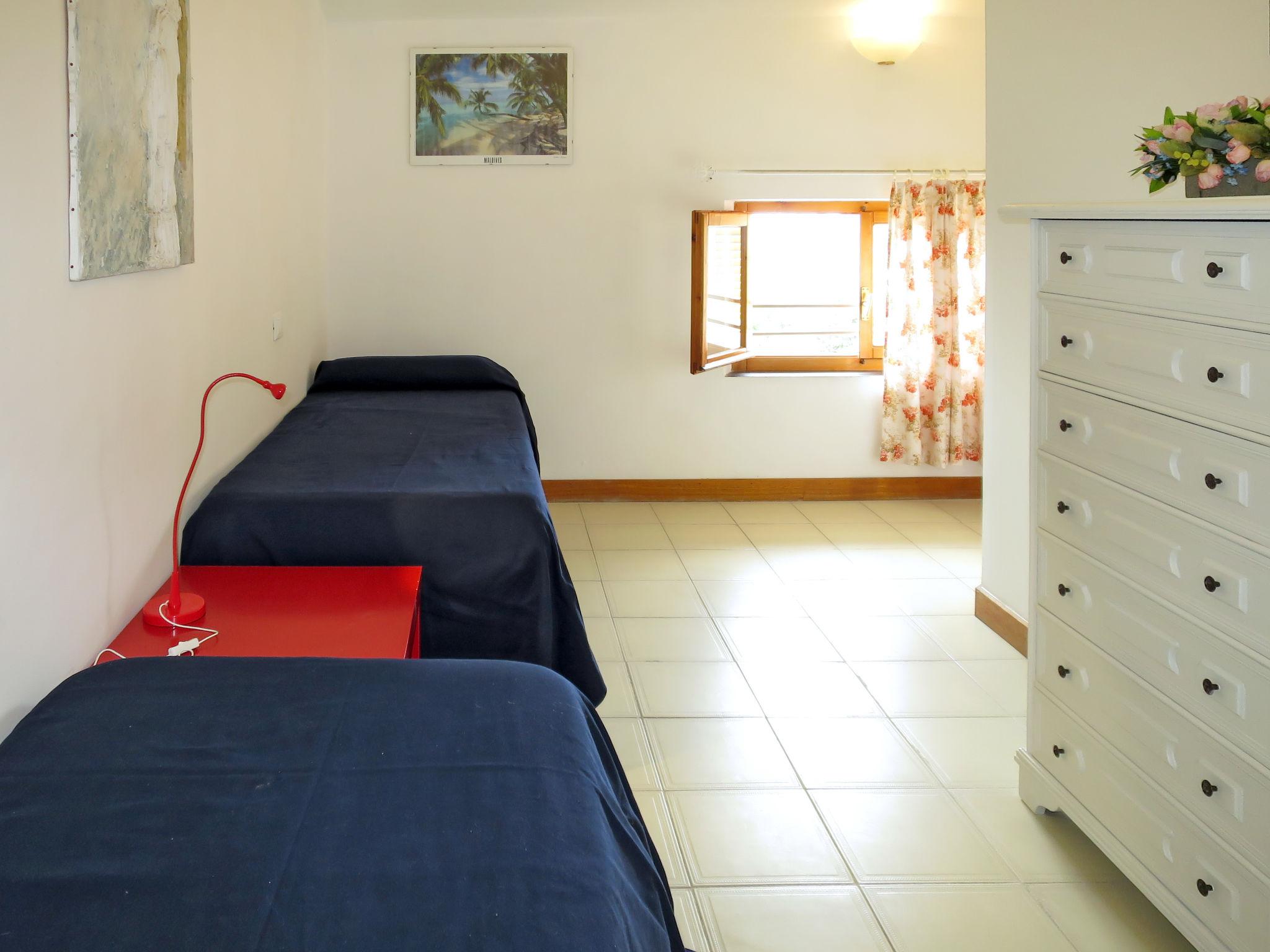 Foto 17 - Apartamento de 2 habitaciones en Rosignano Marittimo con jardín y vistas al mar