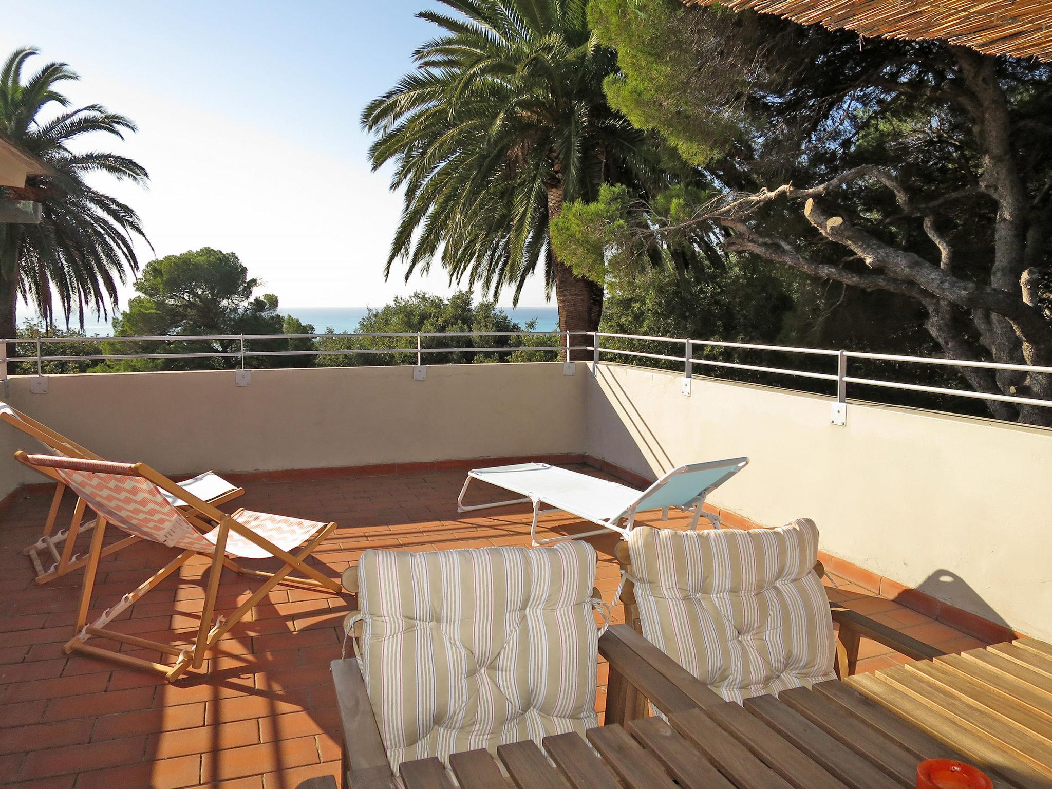 Photo 7 - 2 bedroom Apartment in Rosignano Marittimo with garden and sea view