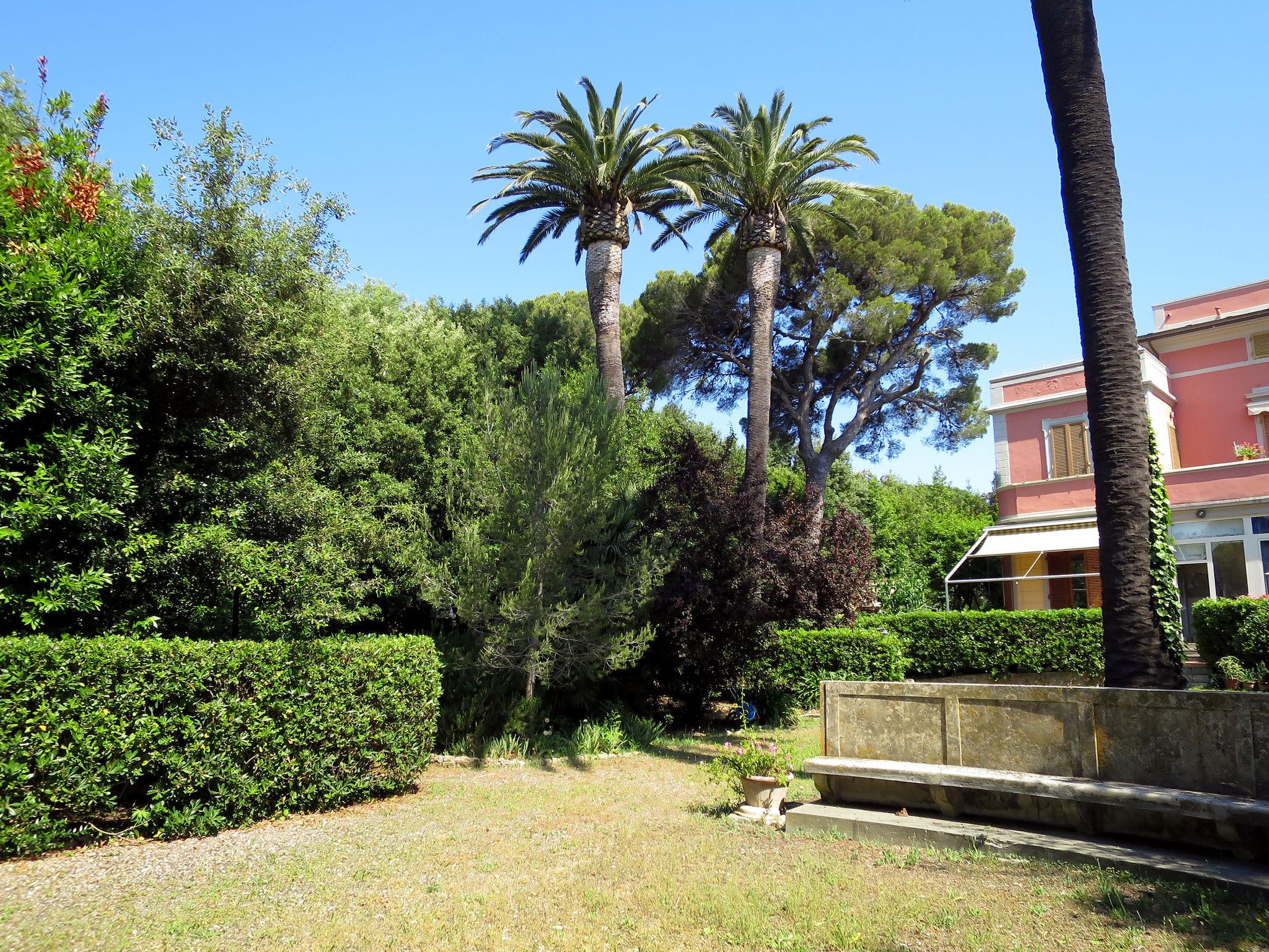 Photo 22 - Appartement de 2 chambres à Rosignano Marittimo avec jardin et vues à la mer