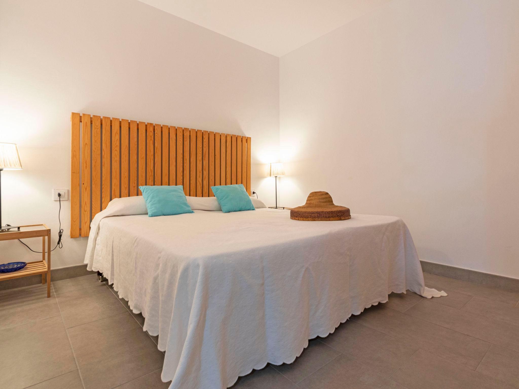 Foto 12 - Apartamento de 1 habitación en Torredembarra con piscina y vistas al mar