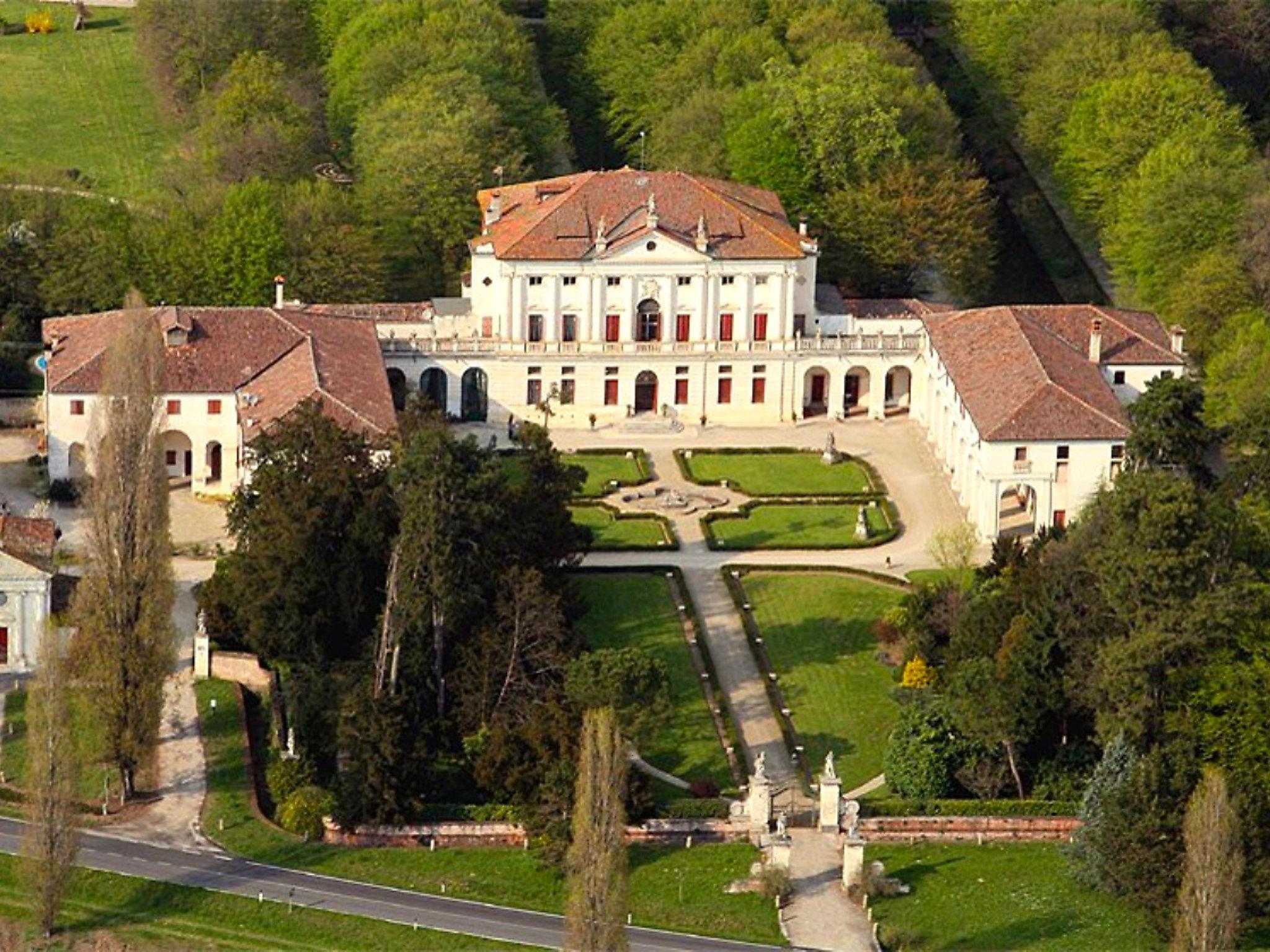 Photo 1 - Maison de 4 chambres à Piombino Dese avec piscine privée et jardin