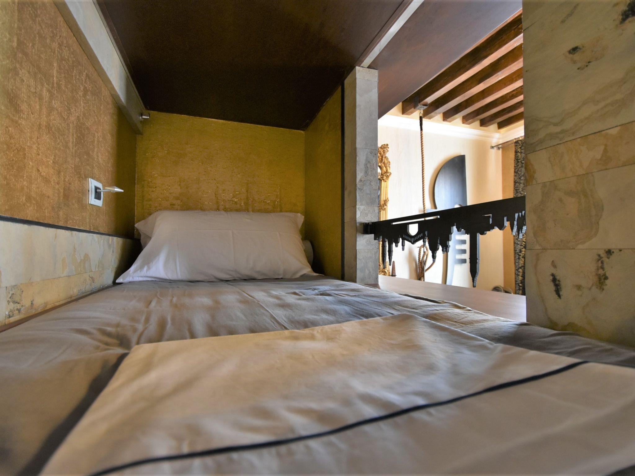 Foto 16 - Appartamento con 2 camere da letto a Venezia con vasca idromassaggio