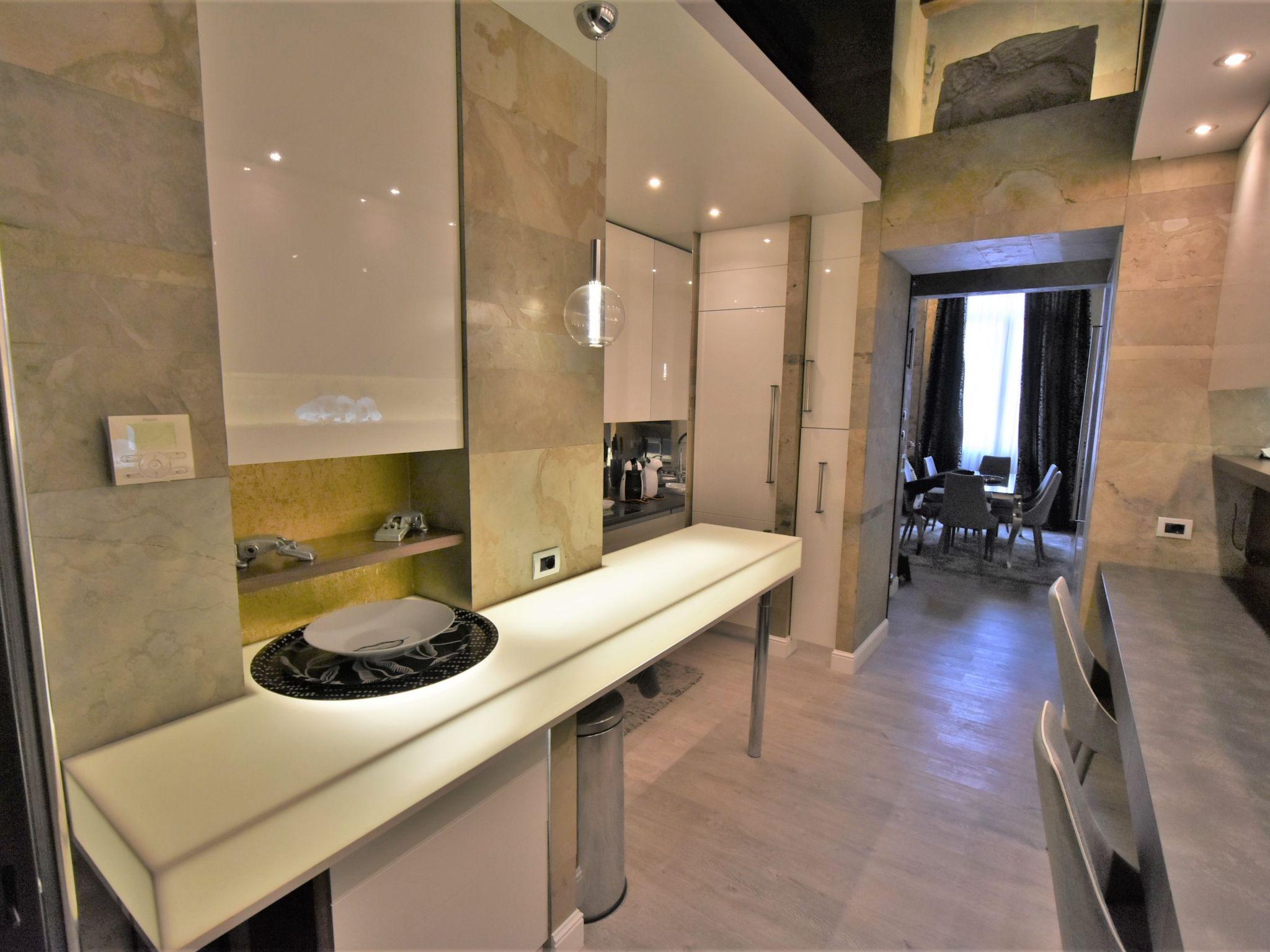 Photo 14 - 2 bedroom Apartment in Venice with hot tub