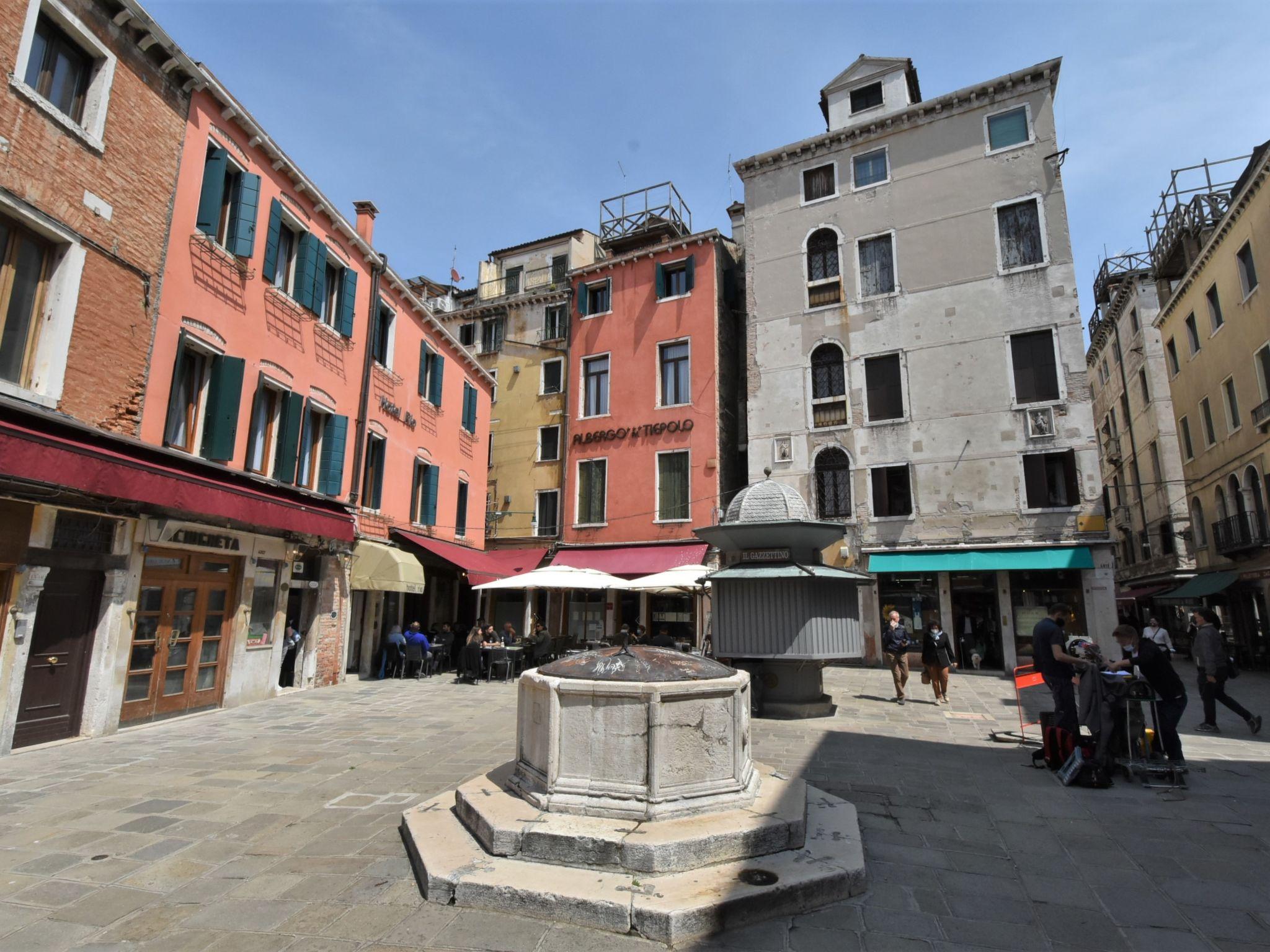 Foto 28 - Appartamento con 2 camere da letto a Venezia con vasca idromassaggio e vista mare