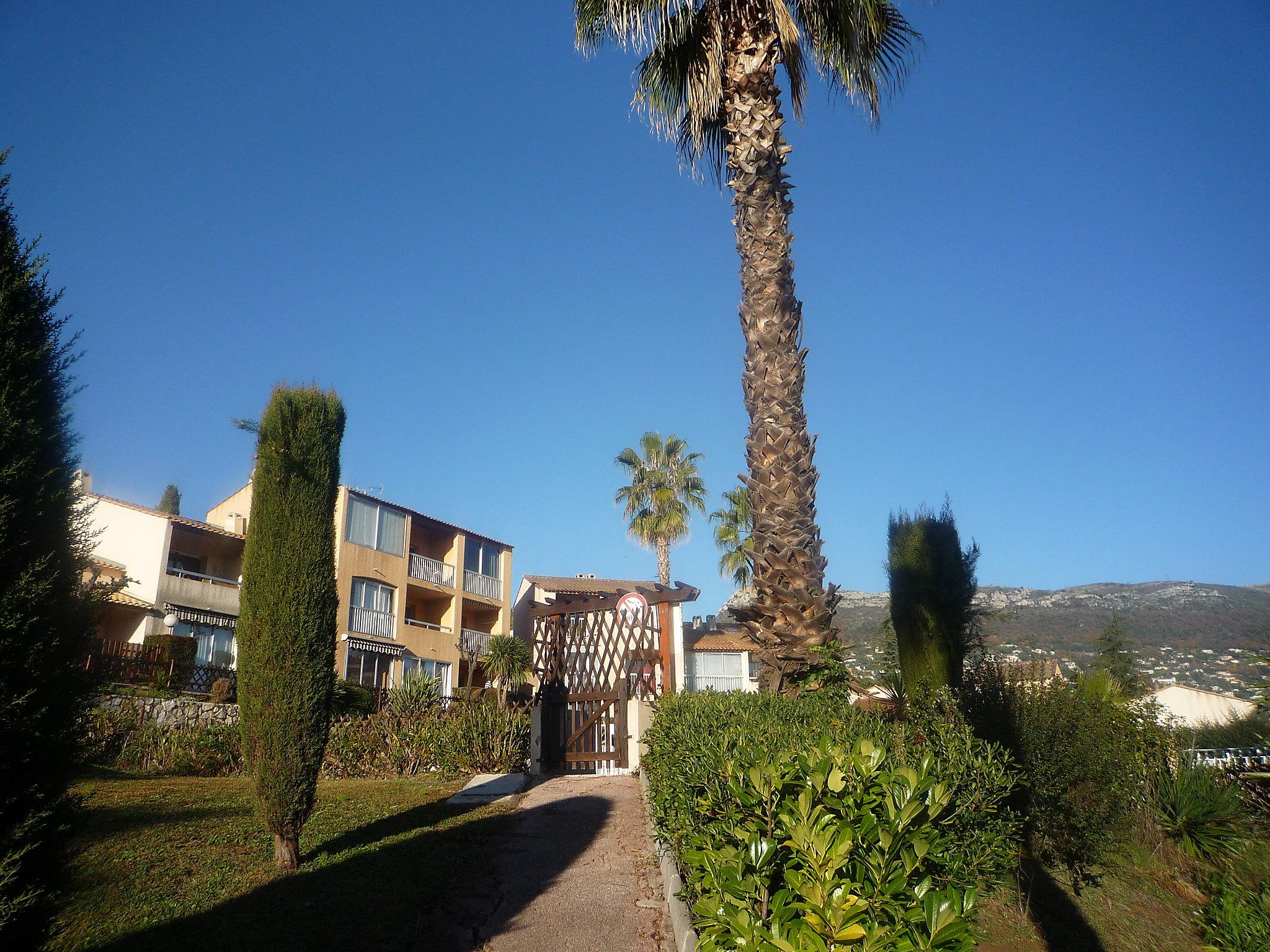 Foto 19 - Appartamento a Vence con piscina e terrazza