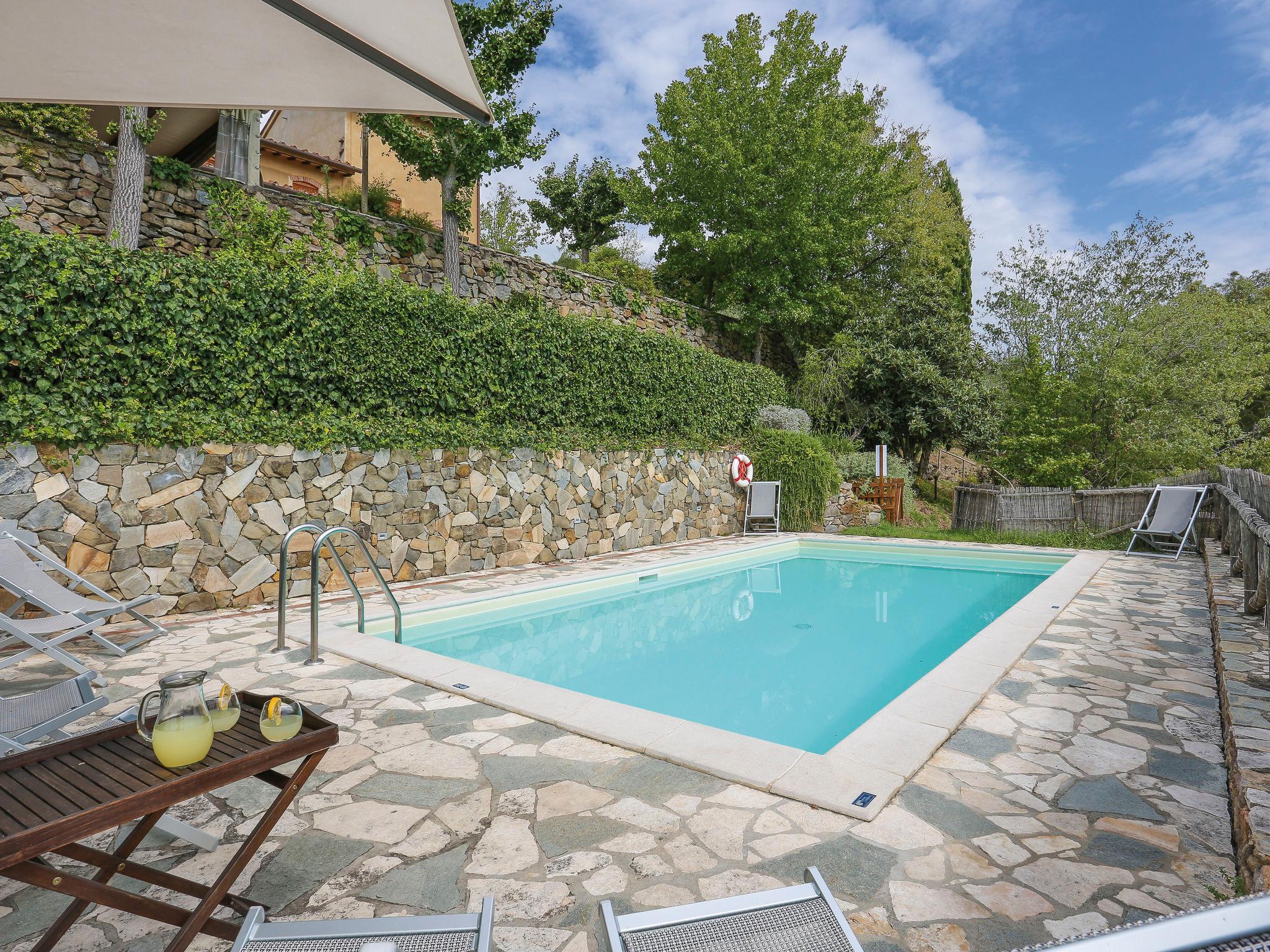Foto 2 - Casa de 5 quartos em Buti com piscina privada e jardim