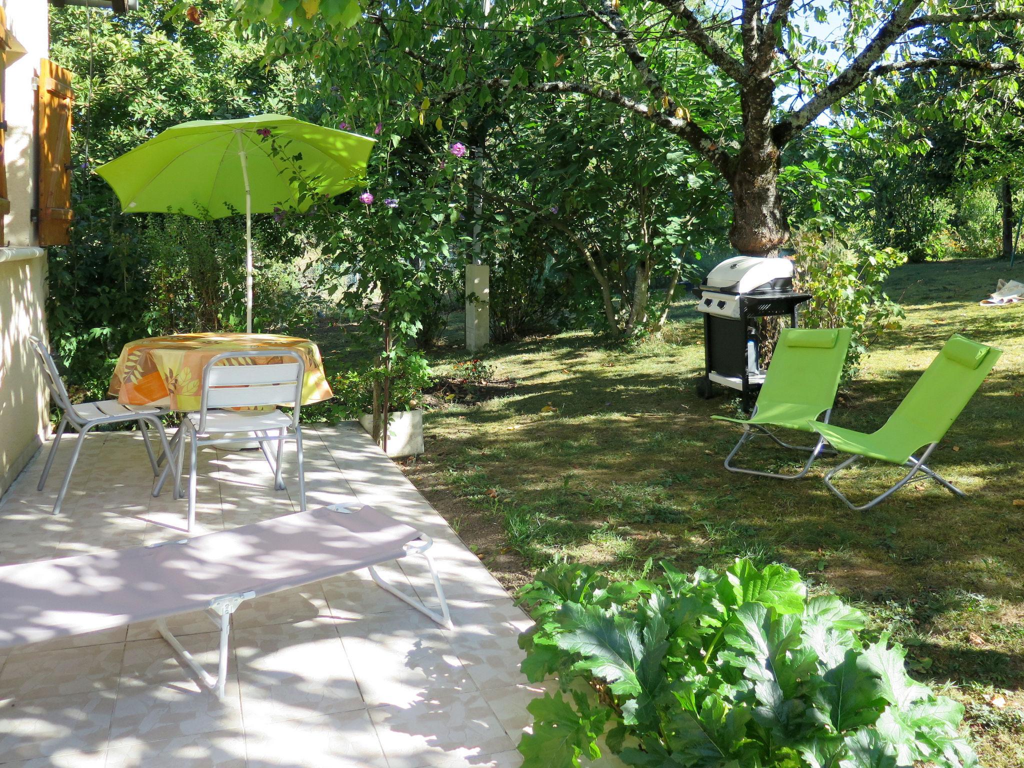 Photo 2 - Maison de 1 chambre à Felzins avec terrasse