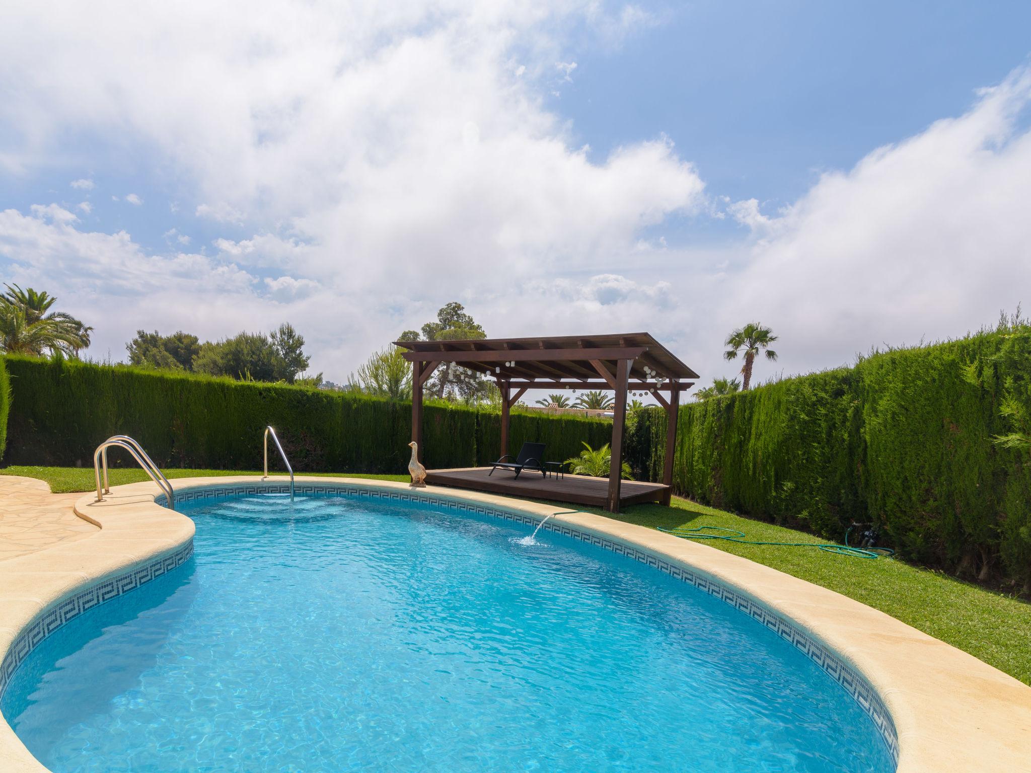 Foto 2 - Casa con 4 camere da letto a Jávea con piscina privata e vista mare