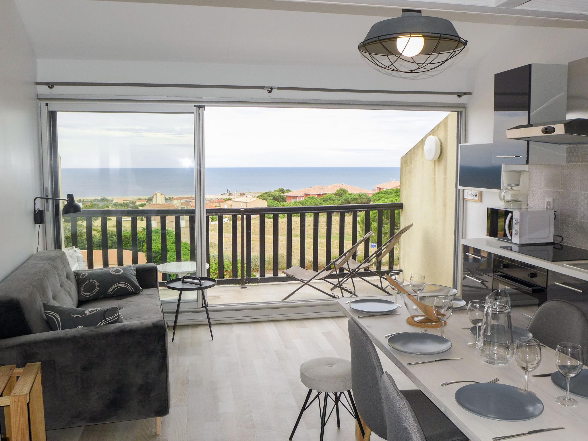 Foto 3 - Apartamento de 1 quarto em Fleury com piscina e vistas do mar