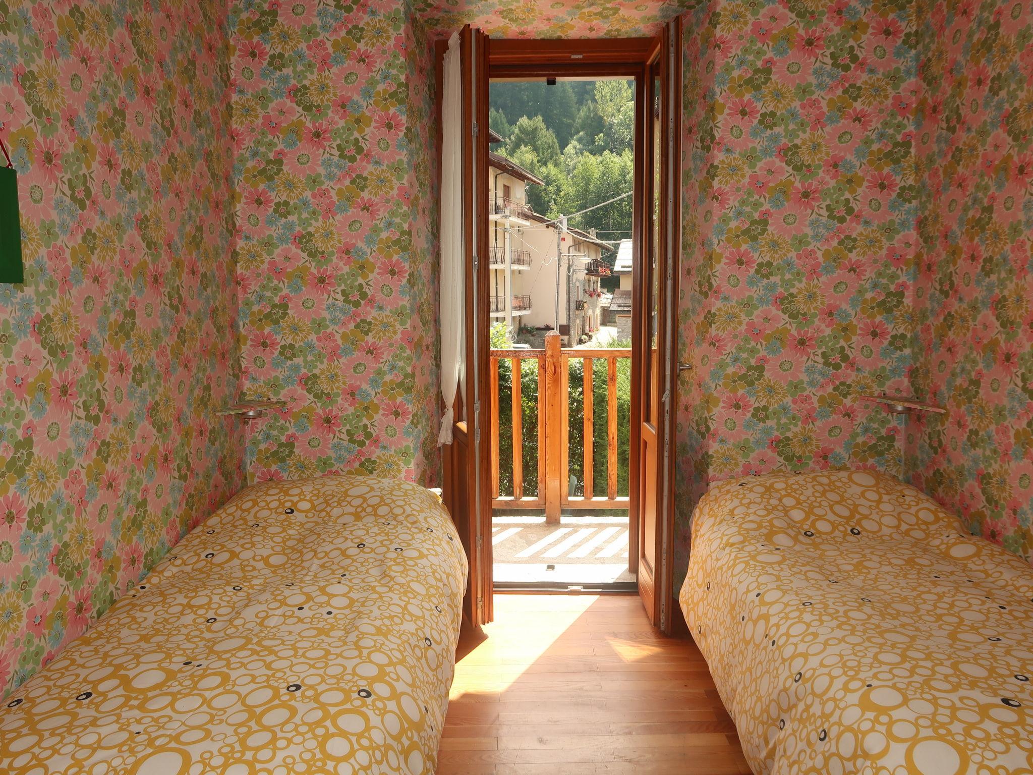 Foto 15 - Haus mit 2 Schlafzimmern in Sauze d'Oulx mit blick auf die berge