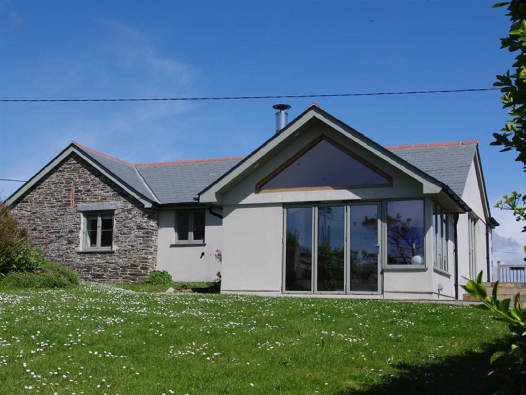 Photo 5 - 3 bedroom House in Padstow with garden and sea view