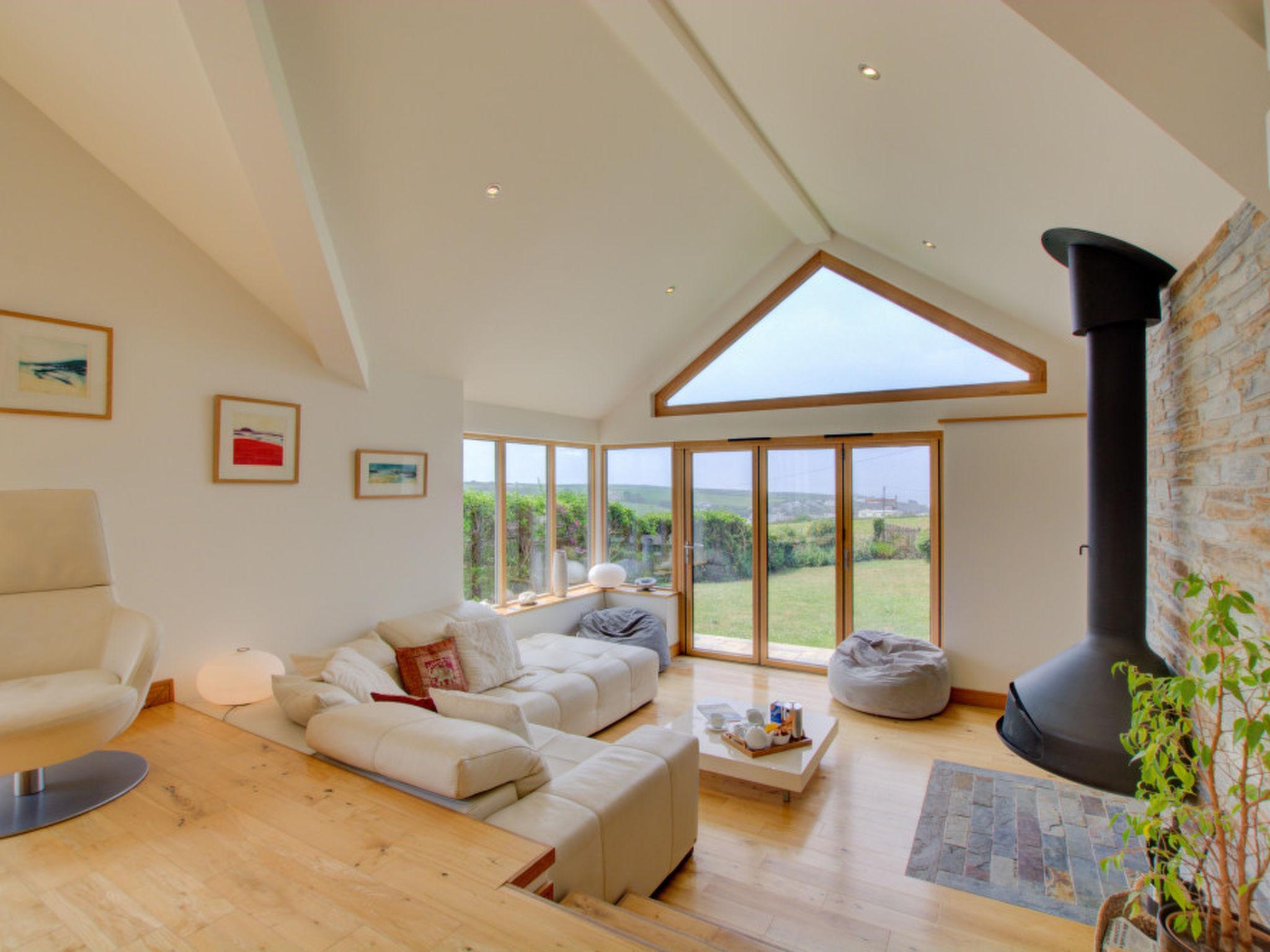 Photo 29 - 3 bedroom House in Padstow with garden and sea view