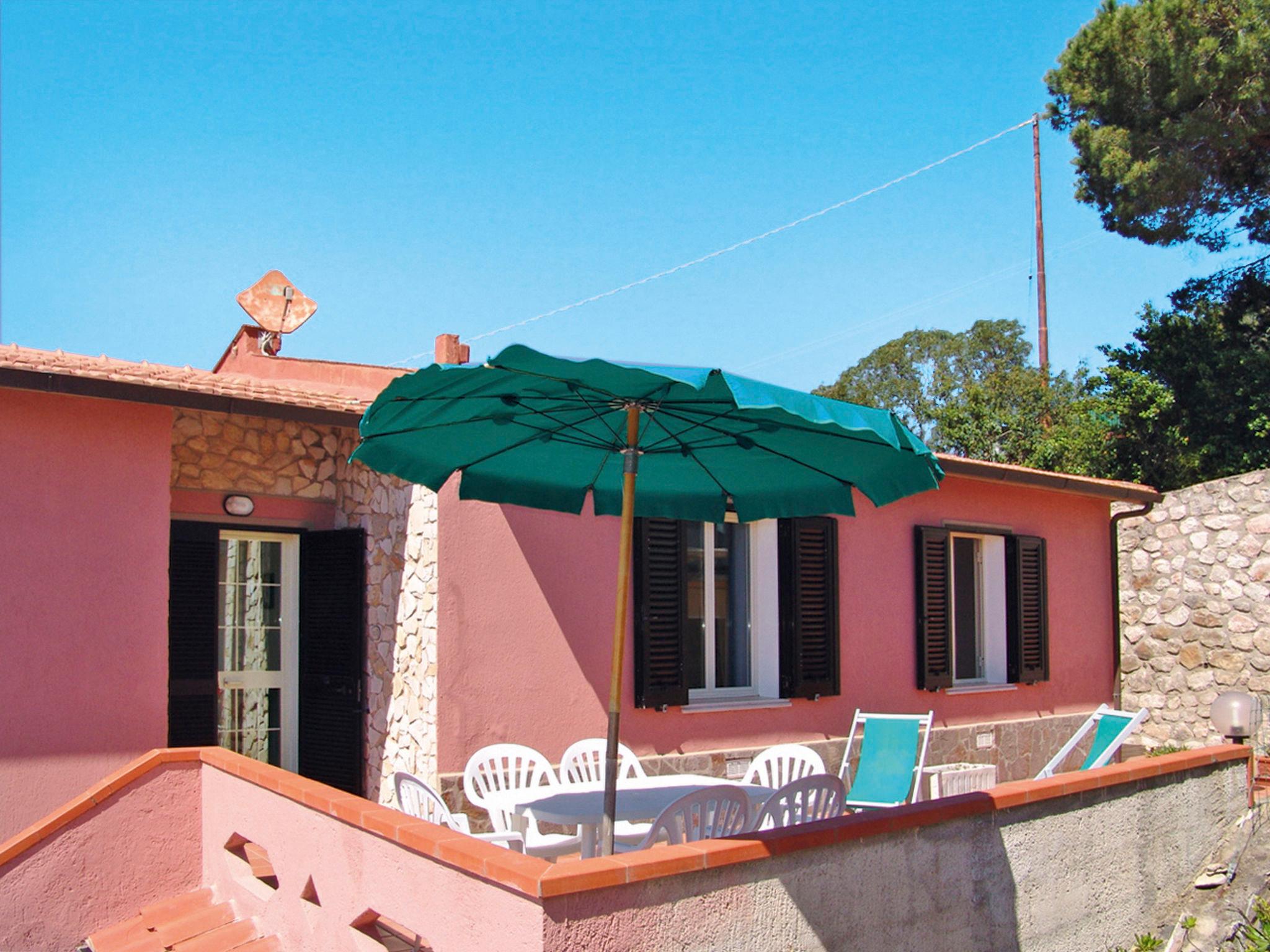 Photo 12 - Appartement de 2 chambres à Capoliveri avec terrasse et vues à la mer