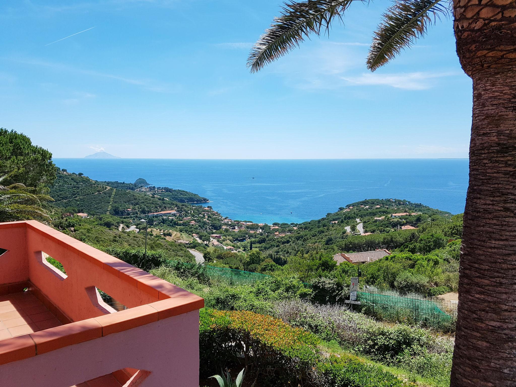 Foto 2 - Appartamento con 2 camere da letto a Capoliveri con terrazza e vista mare