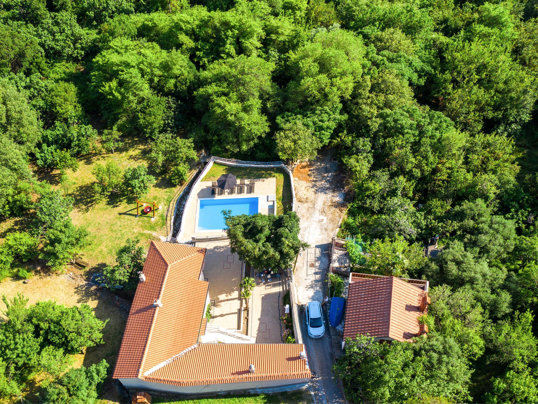 Foto 23 - Casa de 3 quartos em Vinodolska Općina com piscina privada e vistas do mar