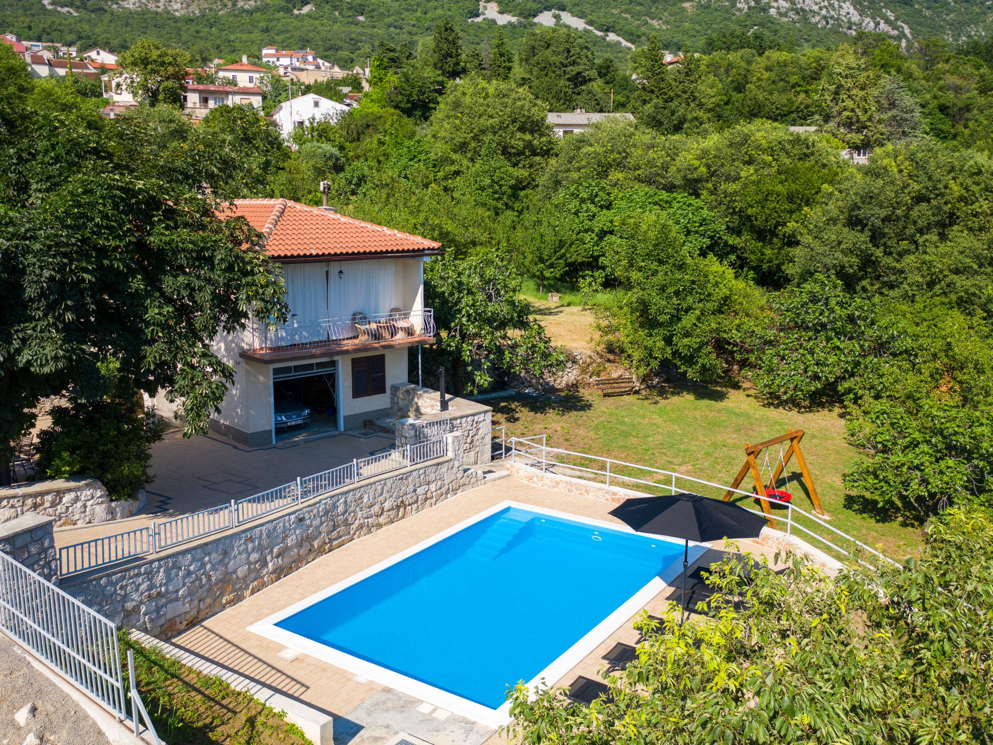 Foto 15 - Casa de 3 quartos em Vinodolska Općina com piscina privada e vistas do mar