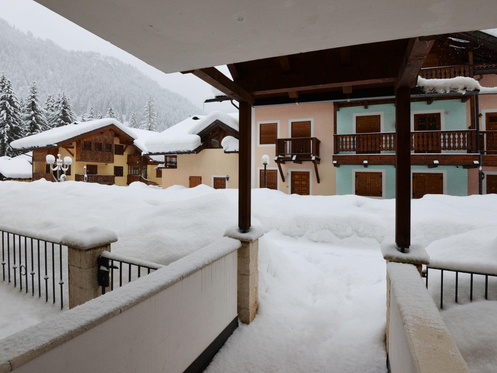 Photo 26 - Appartement de 1 chambre à Campitello di Fassa avec vues sur la montagne