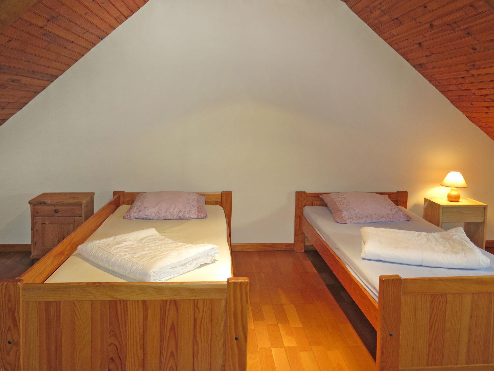 Foto 13 - Casa con 3 camere da letto a Telgruc-sur-Mer con giardino e vista mare