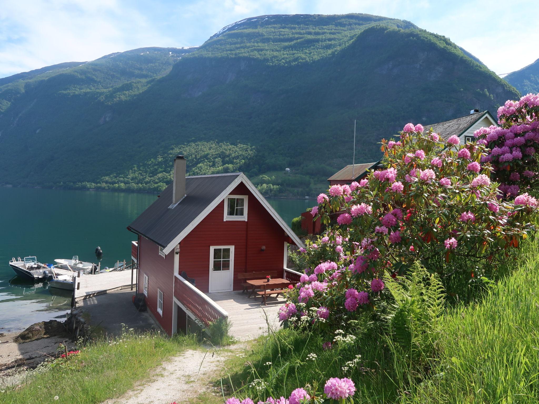 Photo 1 - Maison de 4 chambres à Vik i Sogn avec terrasse et sauna