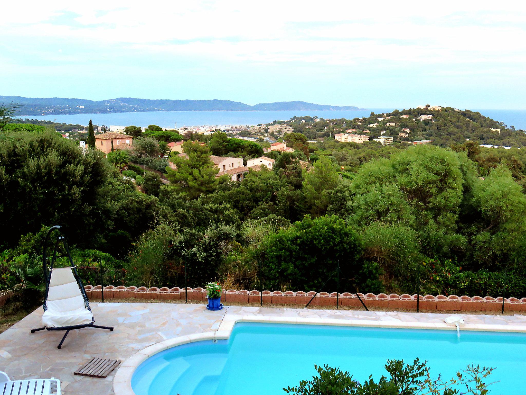 Foto 4 - Casa con 3 camere da letto a Cavalaire-sur-Mer con piscina privata e vista mare