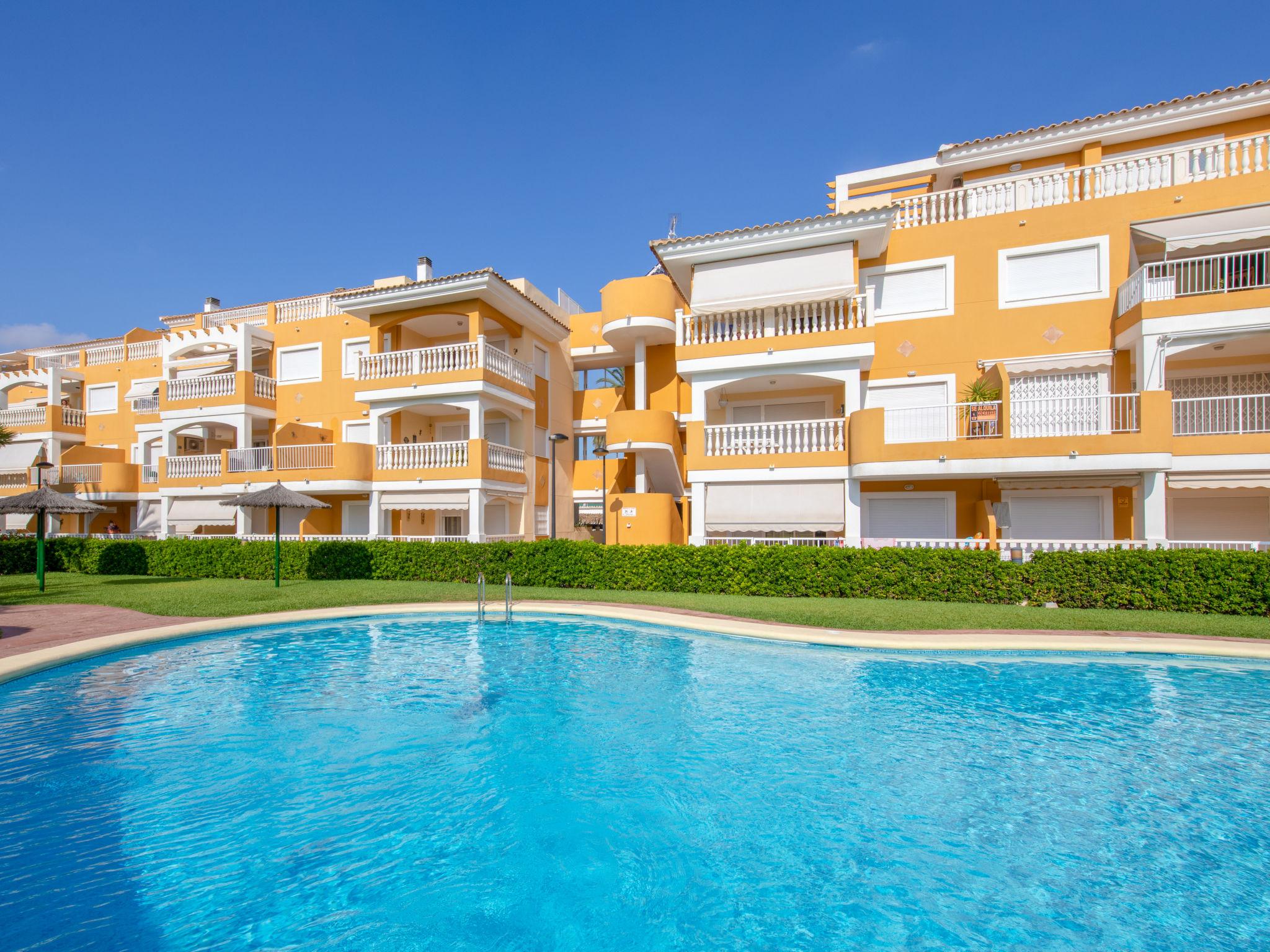 Photo 13 - Appartement de 2 chambres à Dénia avec piscine et vues à la mer