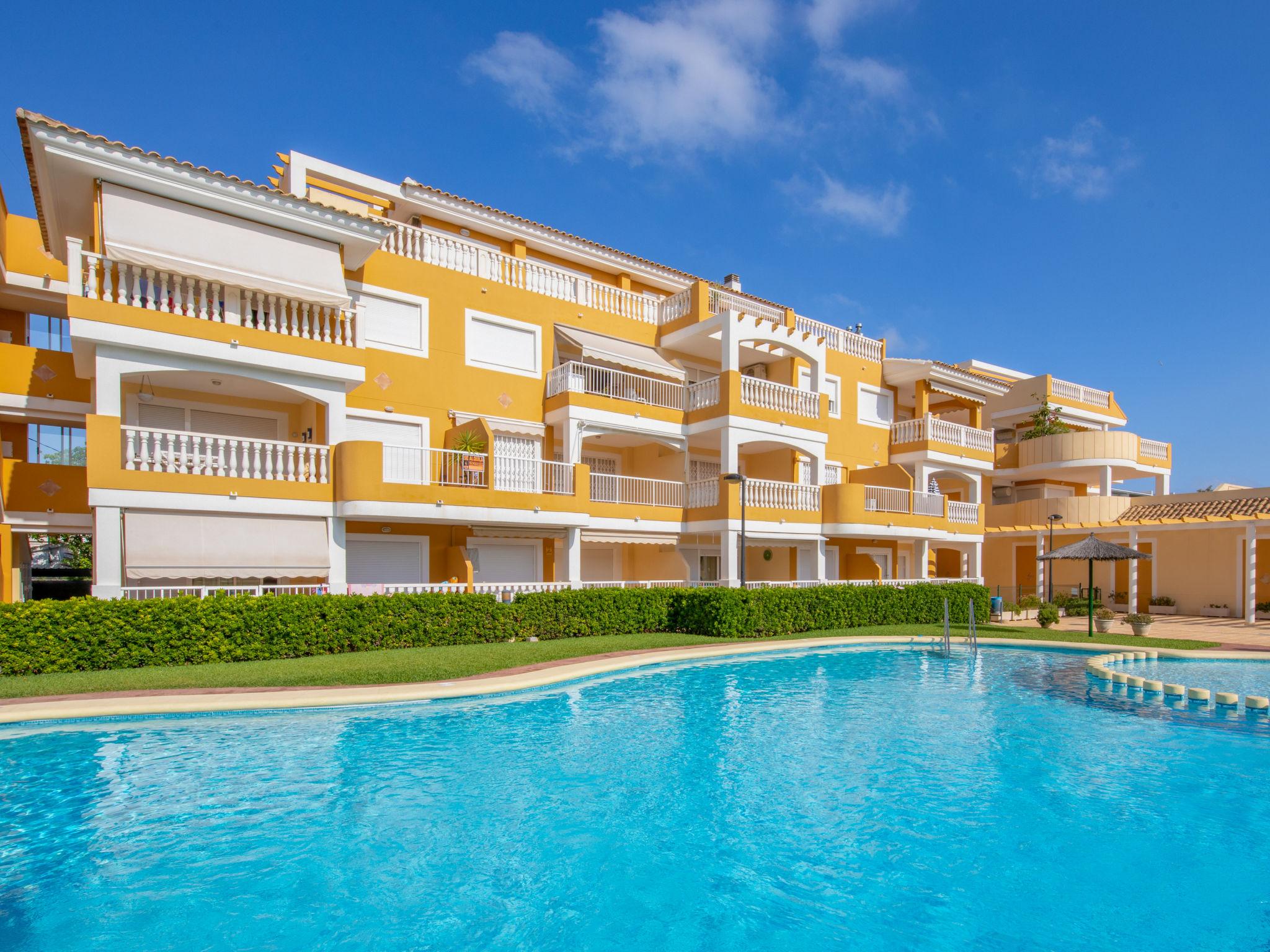 Photo 1 - Appartement de 2 chambres à Dénia avec piscine et vues à la mer