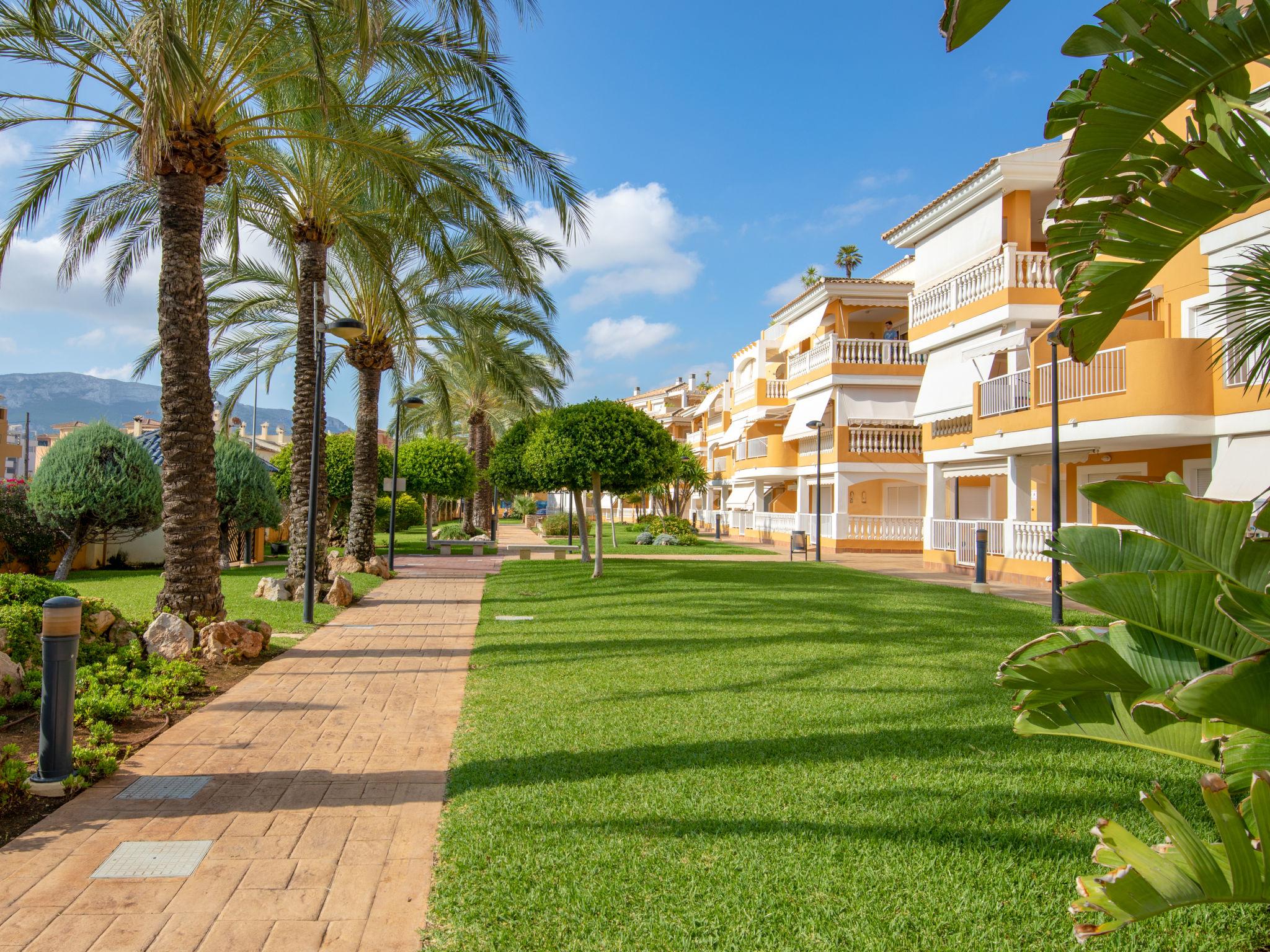 Foto 15 - Appartamento con 2 camere da letto a Dénia con piscina e vista mare