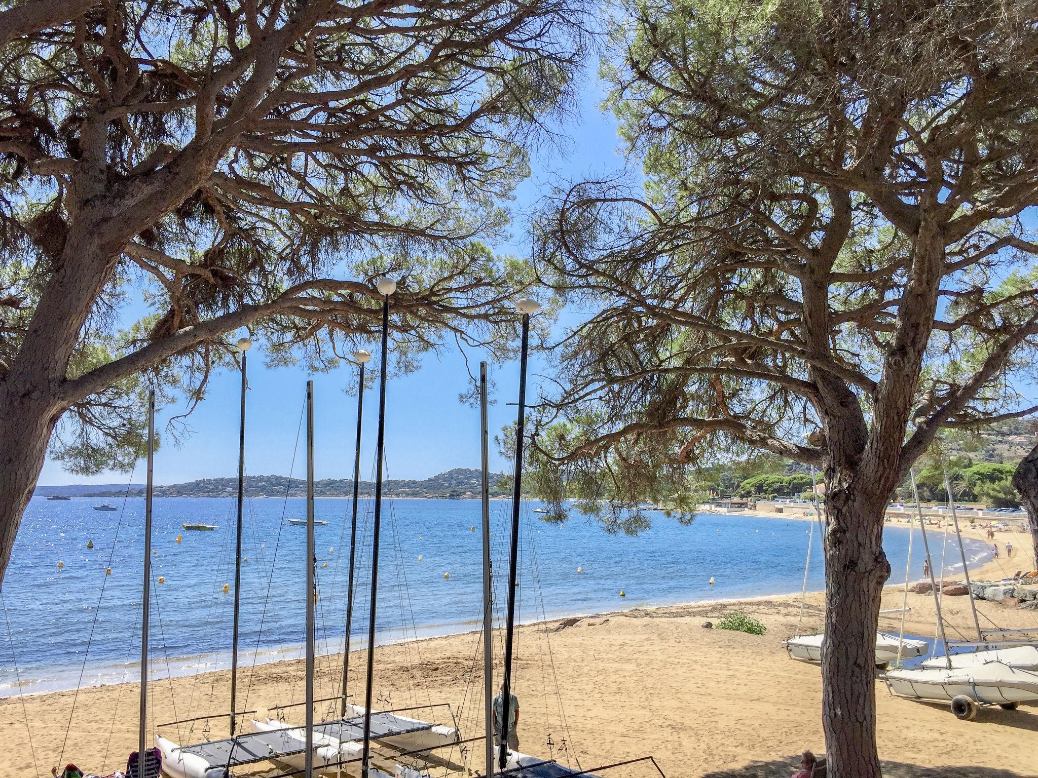 Foto 28 - Haus mit 3 Schlafzimmern in Roquebrune-sur-Argens mit schwimmbad und blick aufs meer