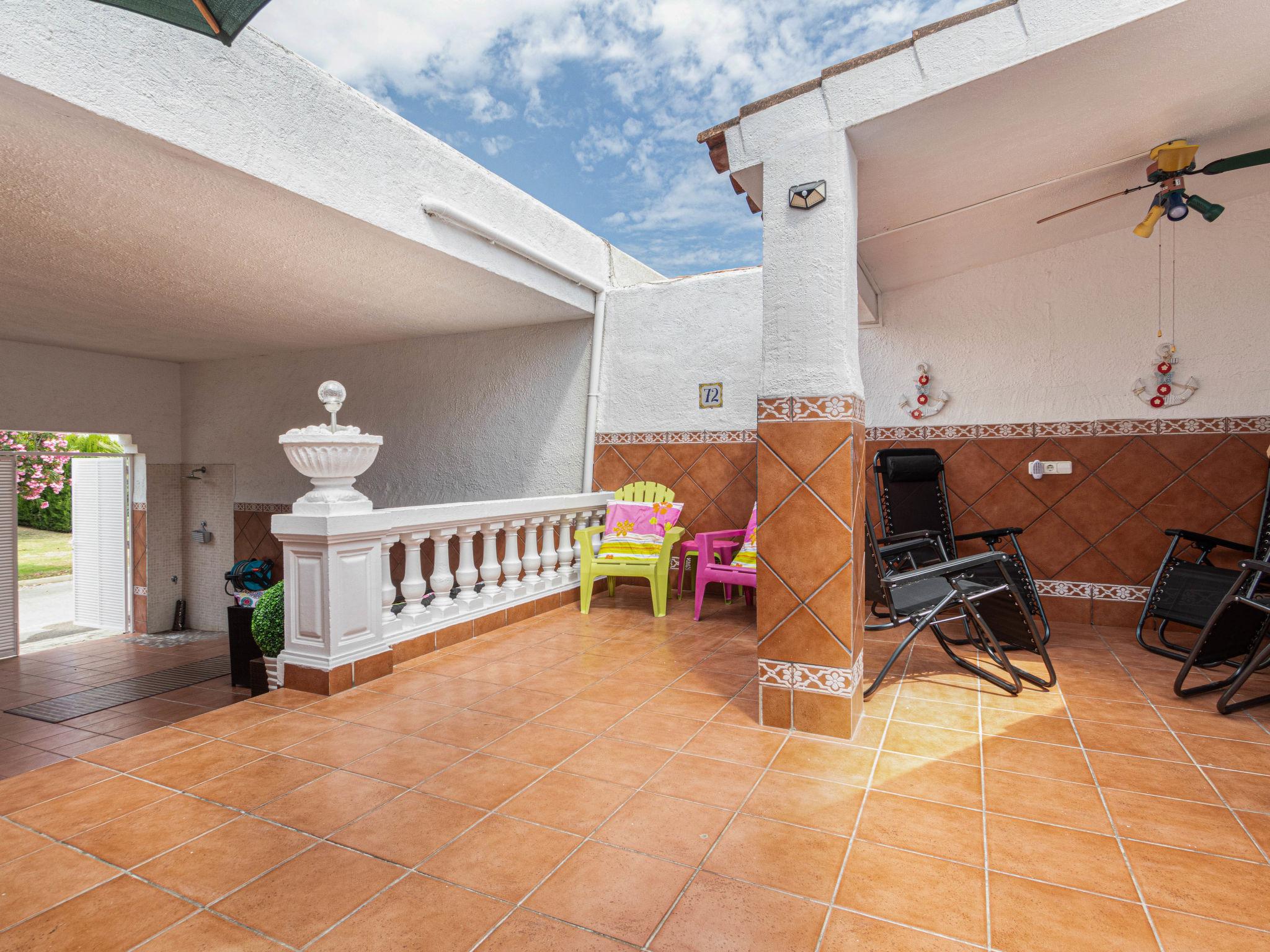 Photo 21 - 2 bedroom House in Cambrils with garden and terrace