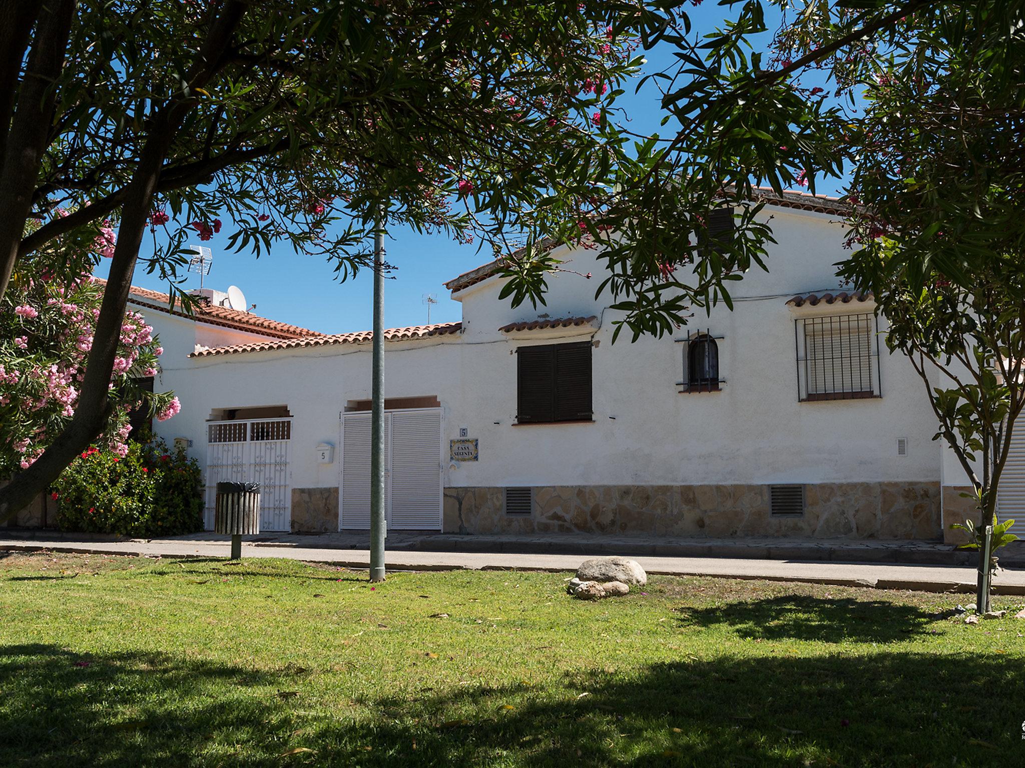 Photo 22 - Maison de 2 chambres à Cambrils avec jardin et vues à la mer